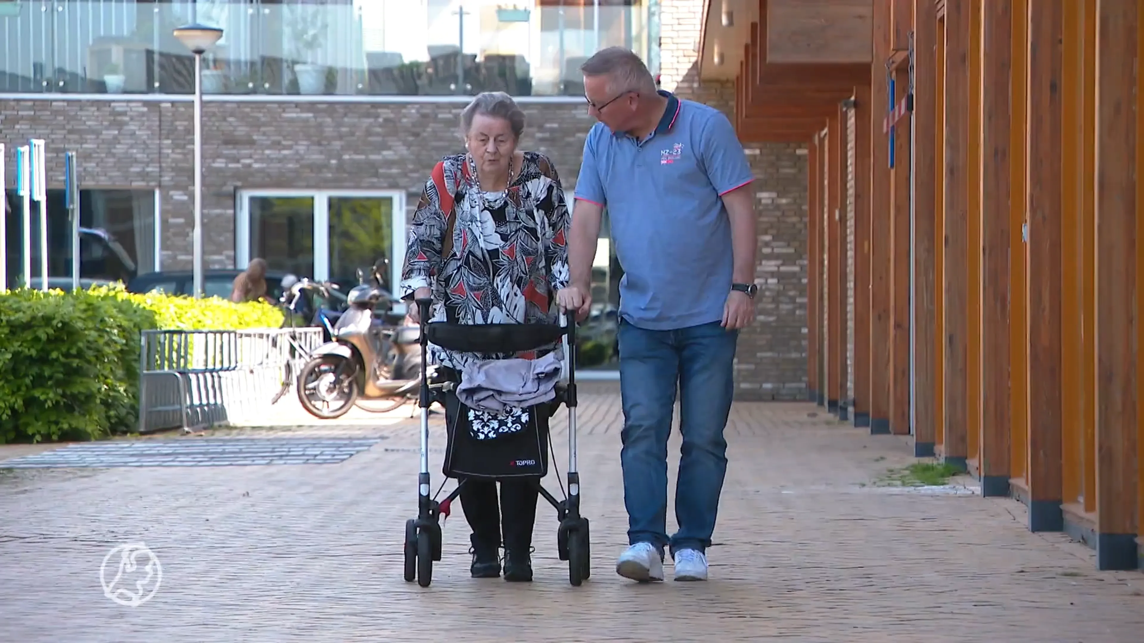 Woede over sluiting kleinschalige woonvorm dementerende ouderen: 'Mijn moeder is geen postpakketje!'