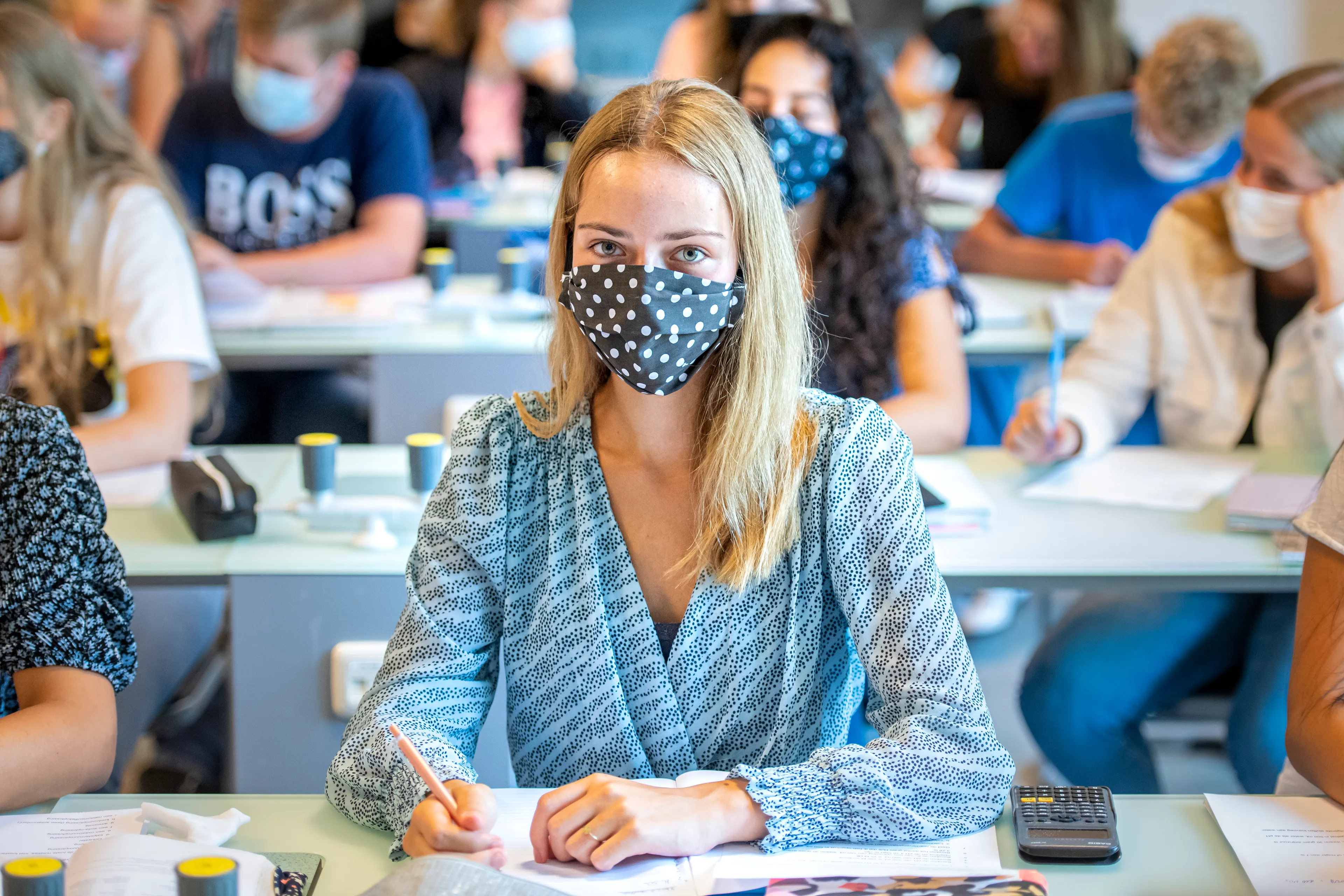 Onderwijsbonden verrast door 'voorgenomen bezuinigingen'