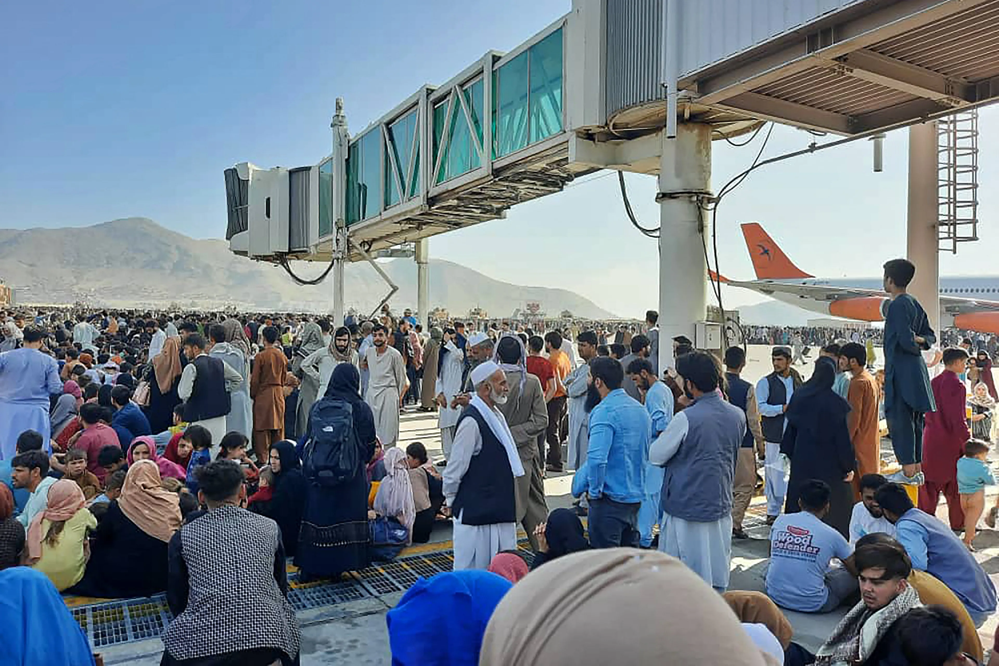 Bronnen: Nederlanders mee op nieuwe evacuatievlucht uit Kabul