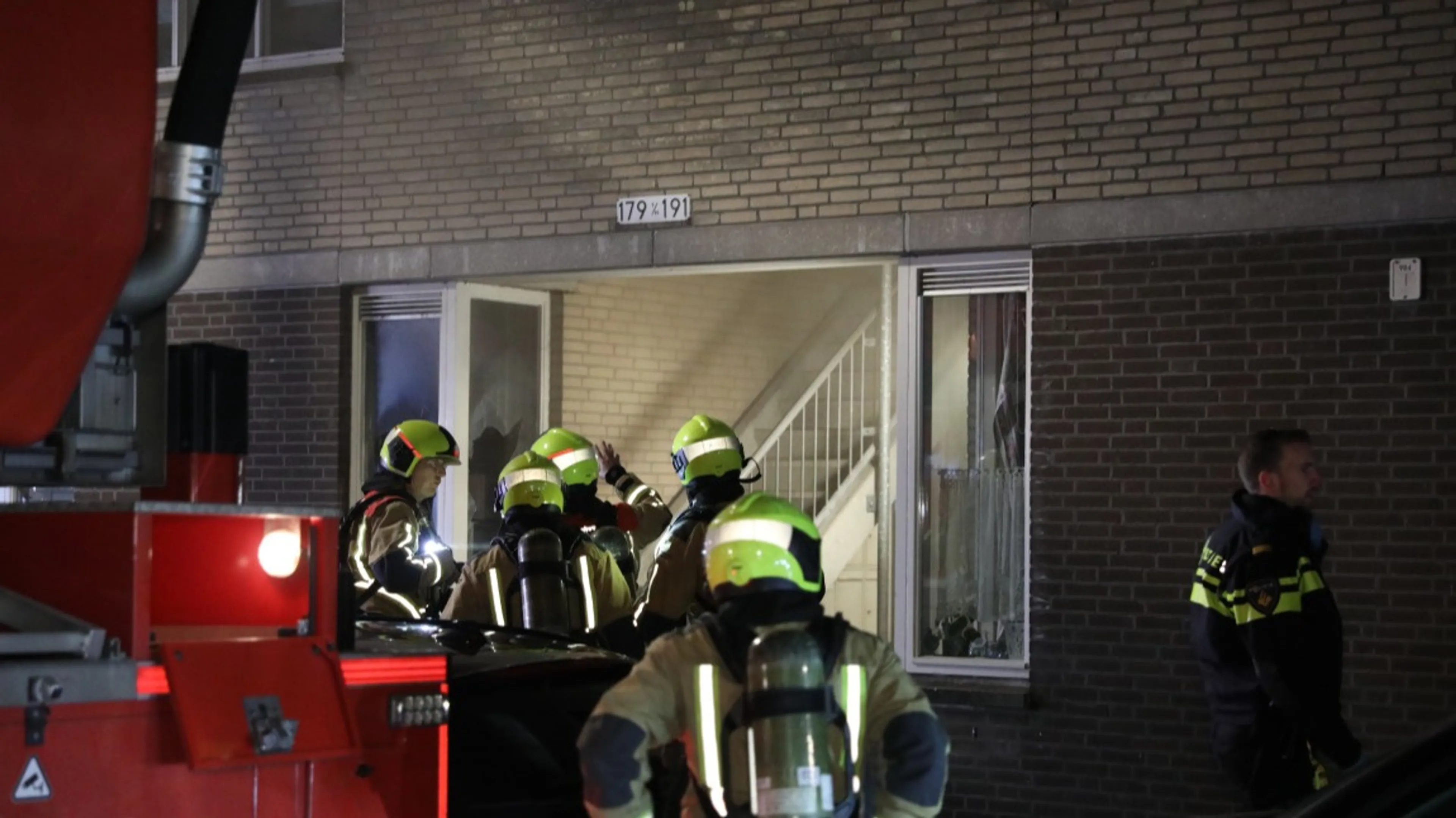 Gewonde door brand in woning in Den Haag