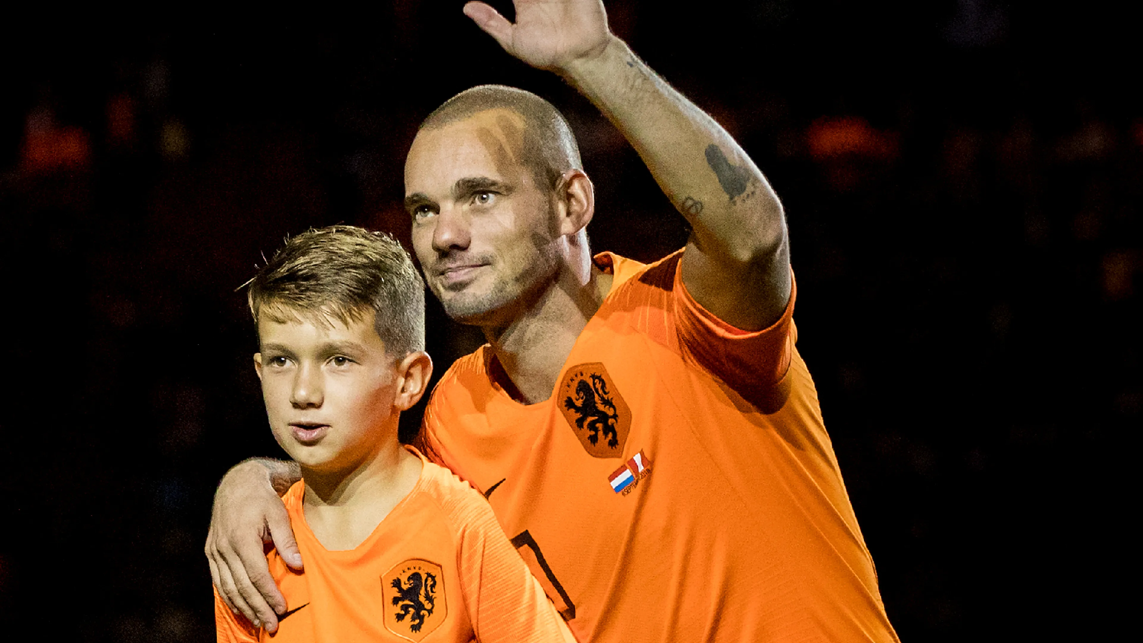 Zo vader, zo zoon: Jessey Sneijder (15) tekent contract bij FC Utrecht