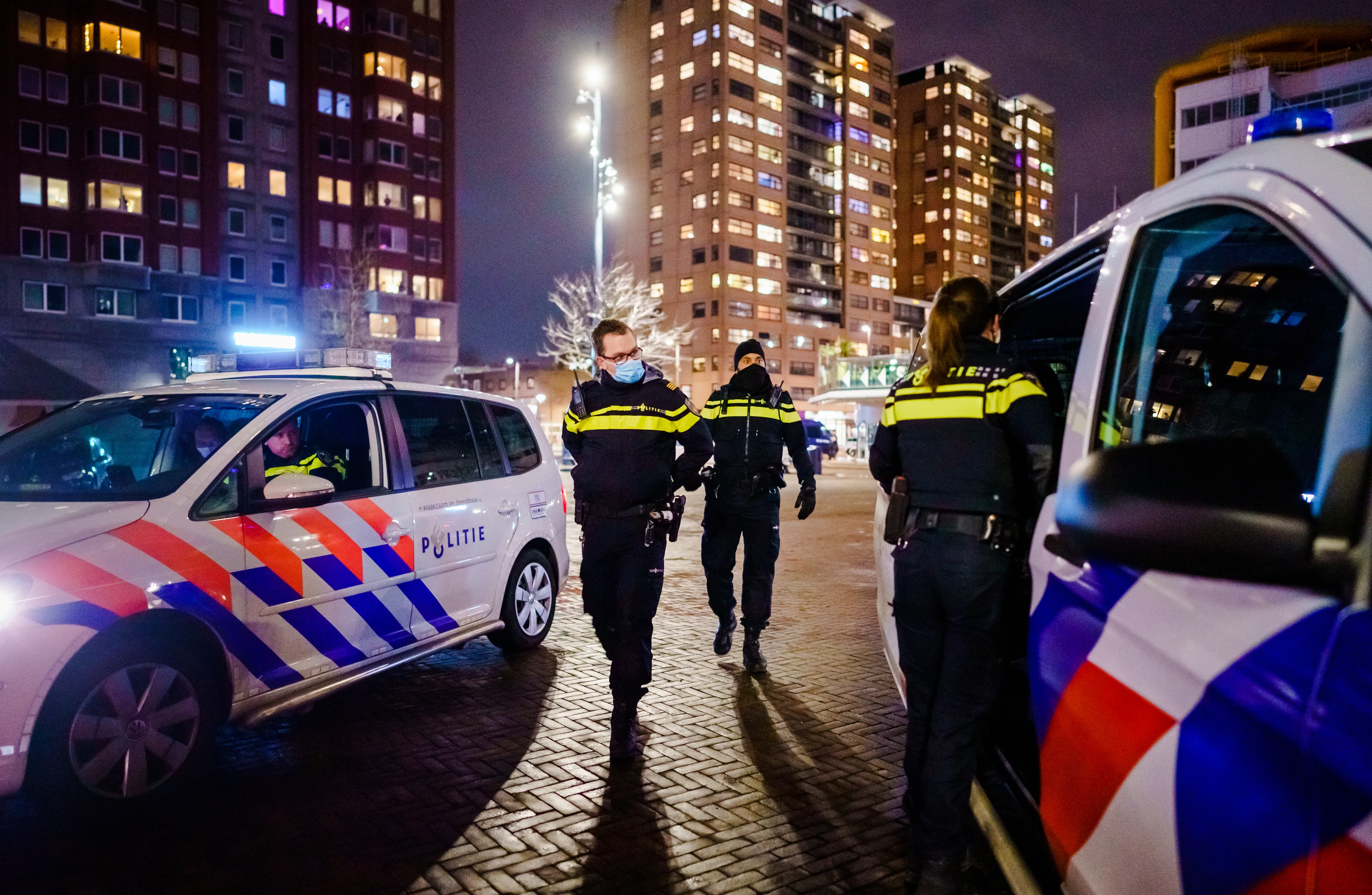 Jurist roept iedereen op om avondklokboete aan te vechten: 'Kom in verzet'