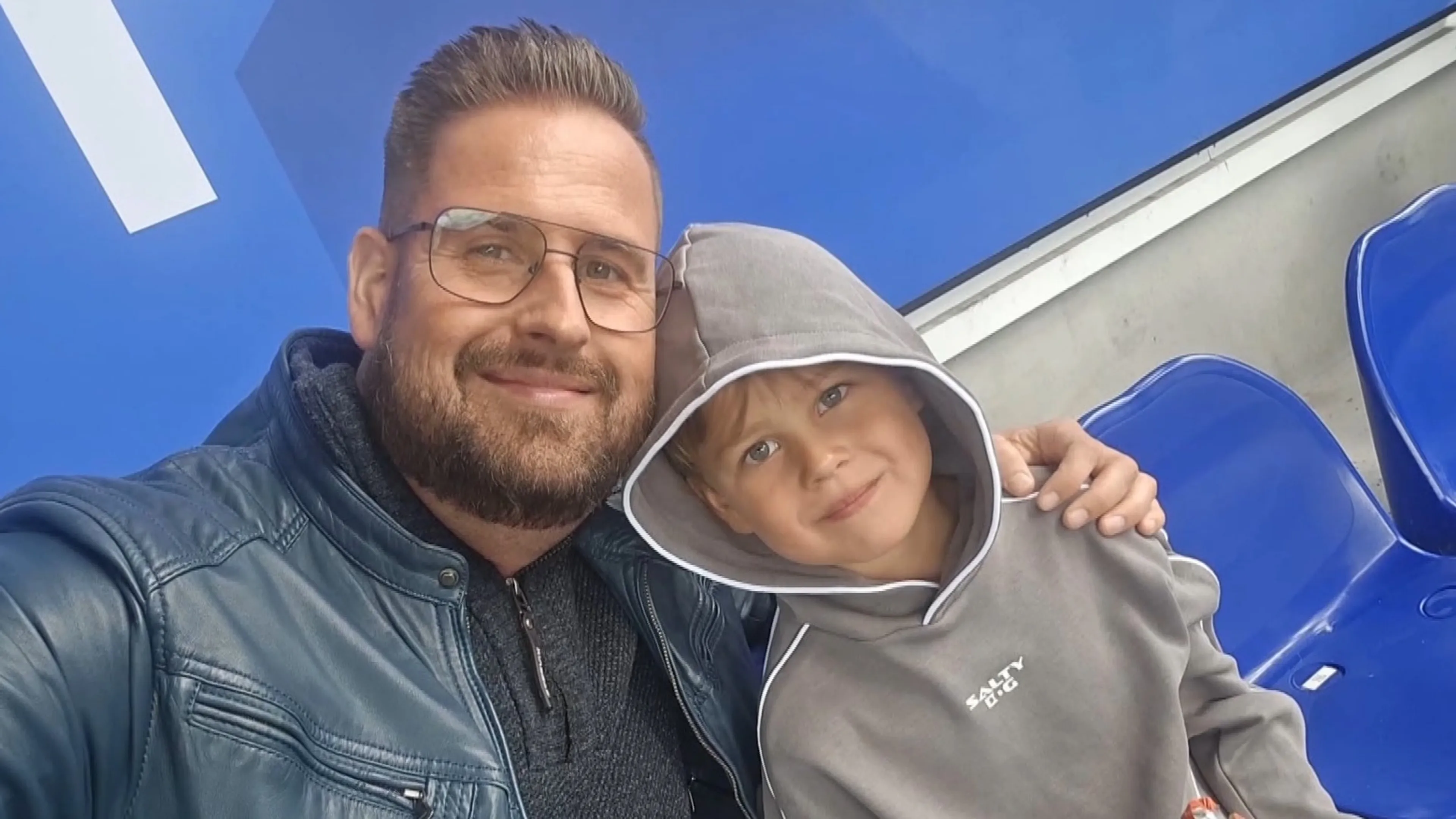 Ernst-Jan moest zoontje zoontje (6) beschermen tegen vuurwerk bij Cambuur 