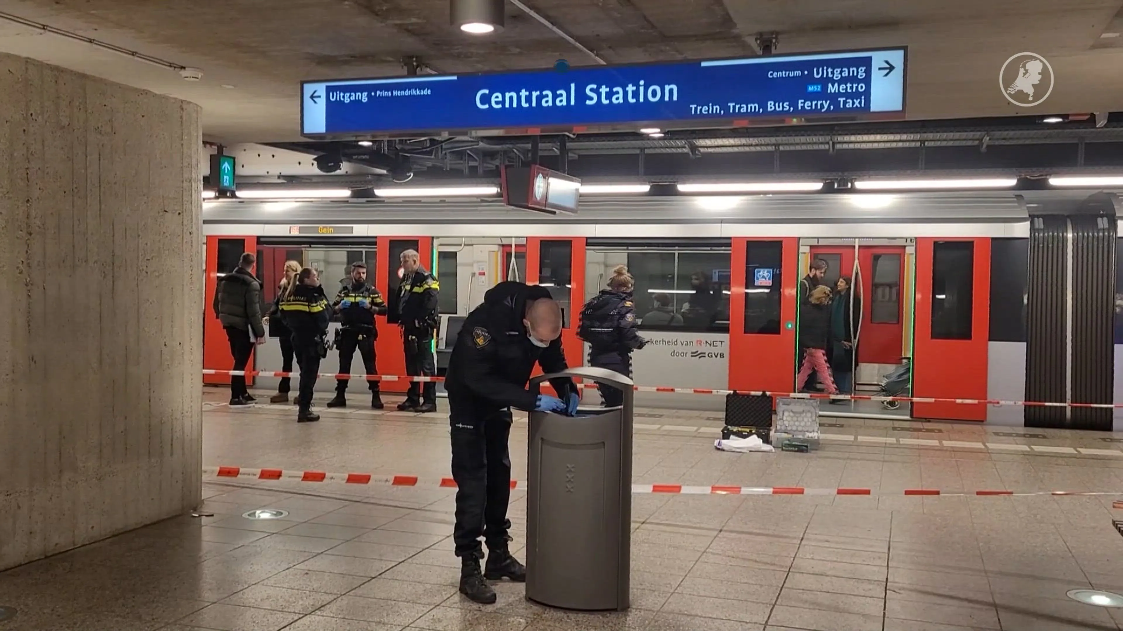 Man gewond bij steekpartij op perron Amsterdam Centraal