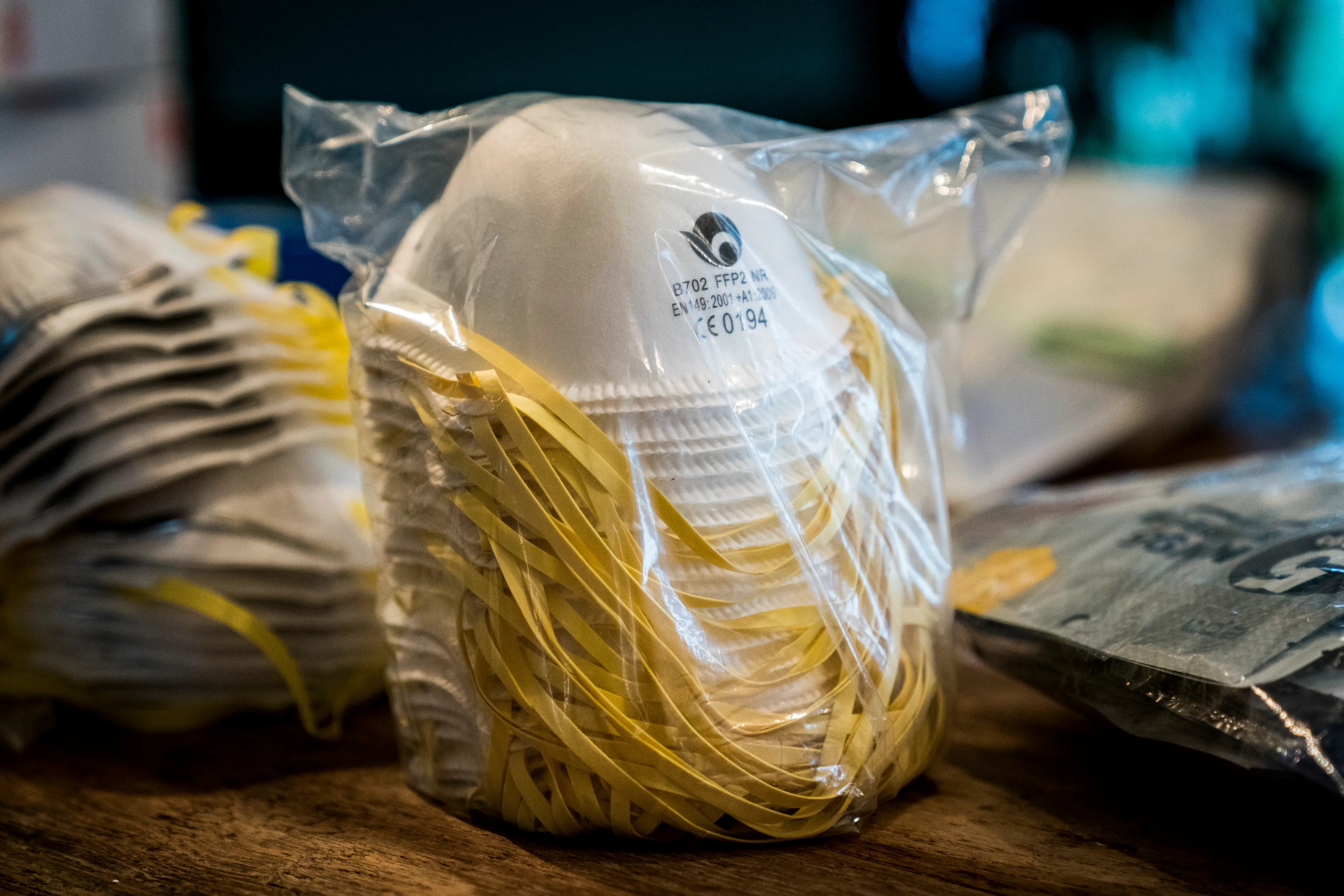 Nederlanders lichten Duitse overheid op met malafide miljoenenorder mondkapjes