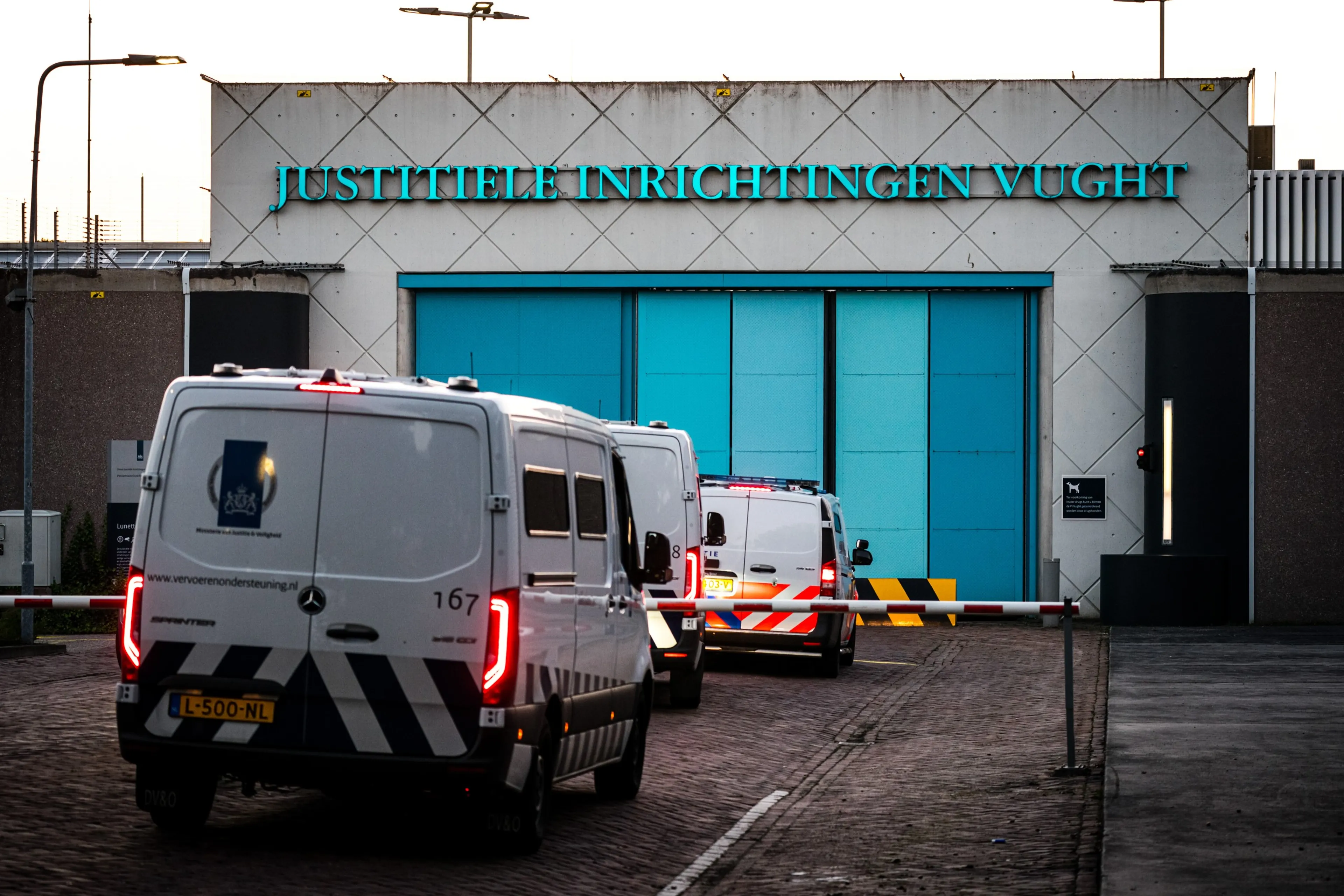 Ridouan Taghi nu op afdeling met Holleeder en Saïd R. in EBI Vught