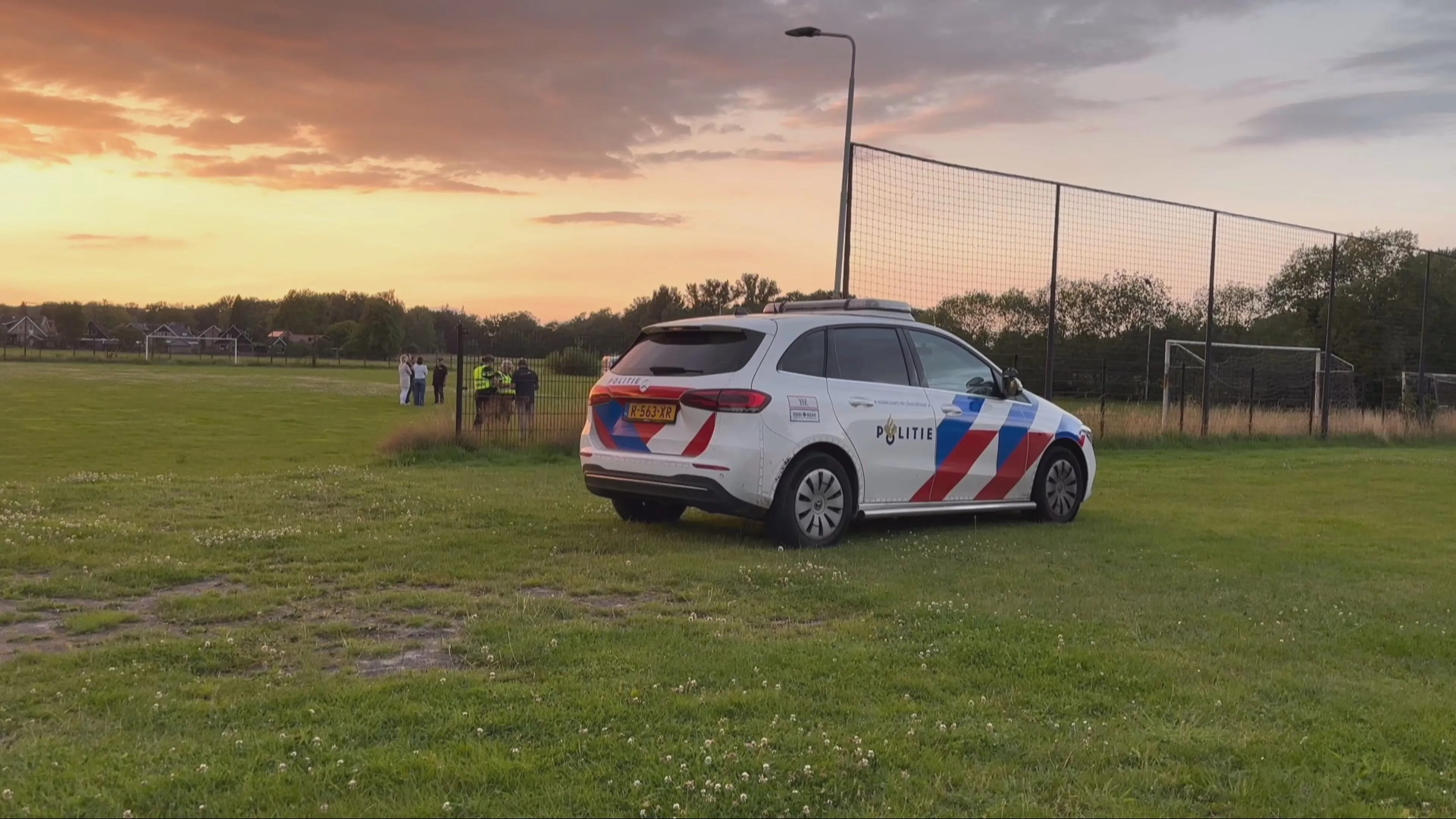 Luchtballon maakt noodlanding na beschieting met luchtdrukwapen