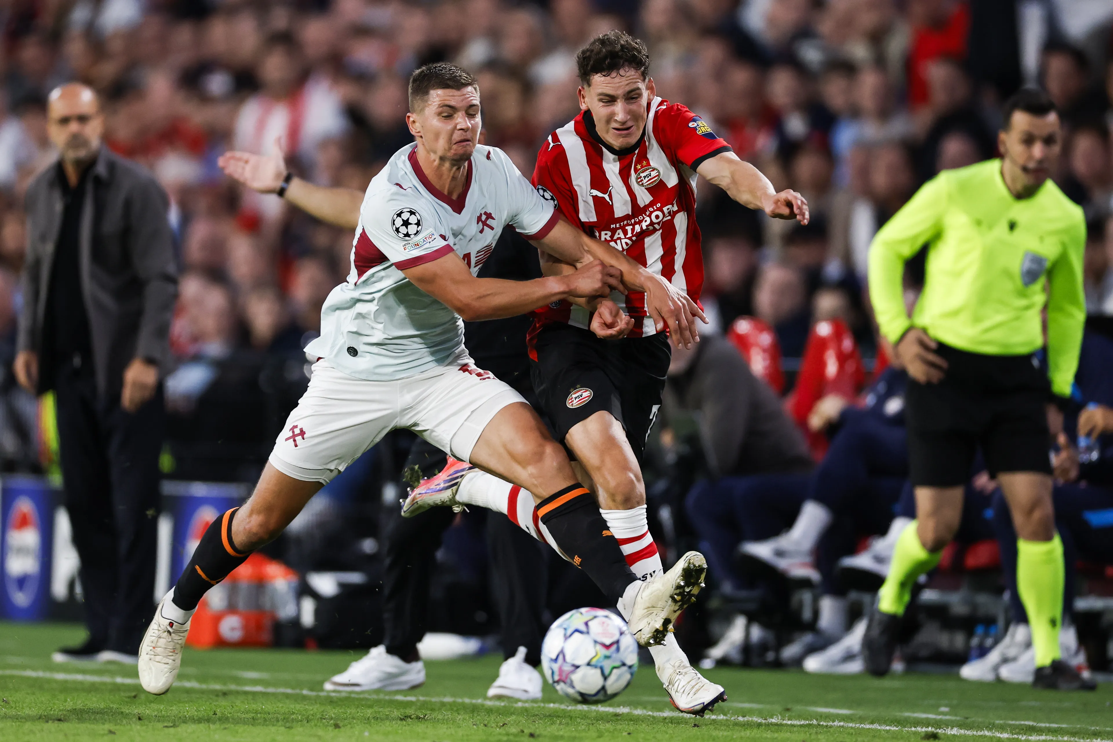 Teleurstellend begin Champions League voor PSV: 1-1 tegen Sjachtar Donetsk