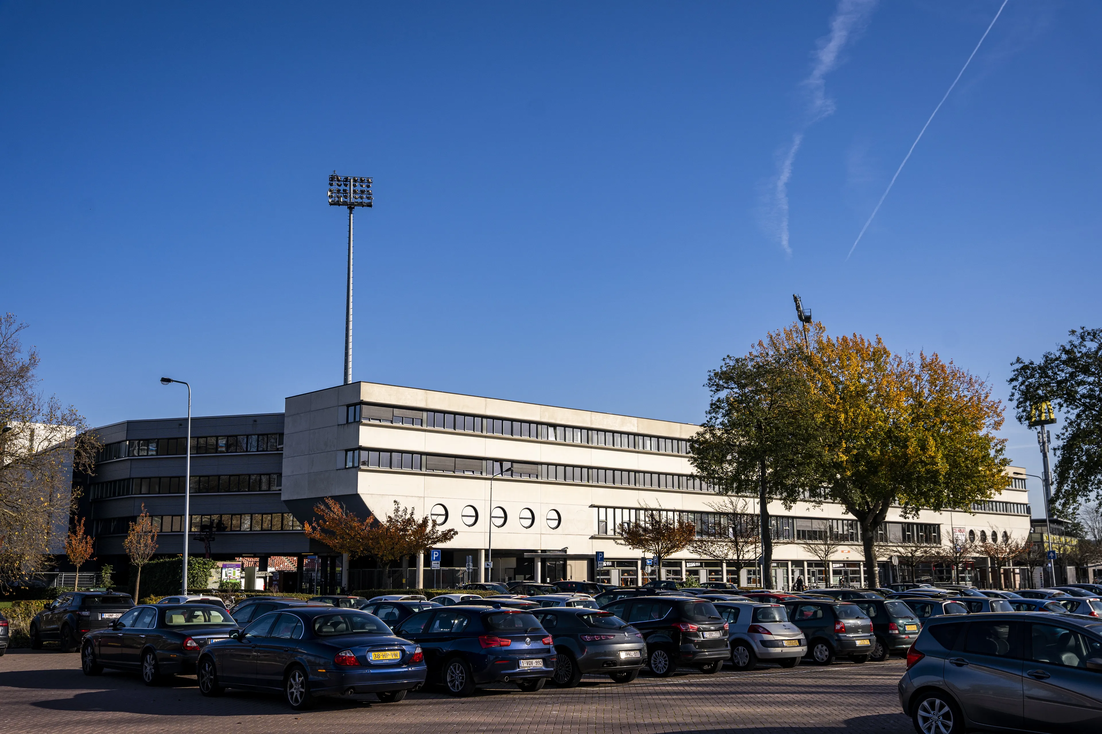 MVV-supporters twintig jaar niet meer welkom in stadion na racistische uitlatingen