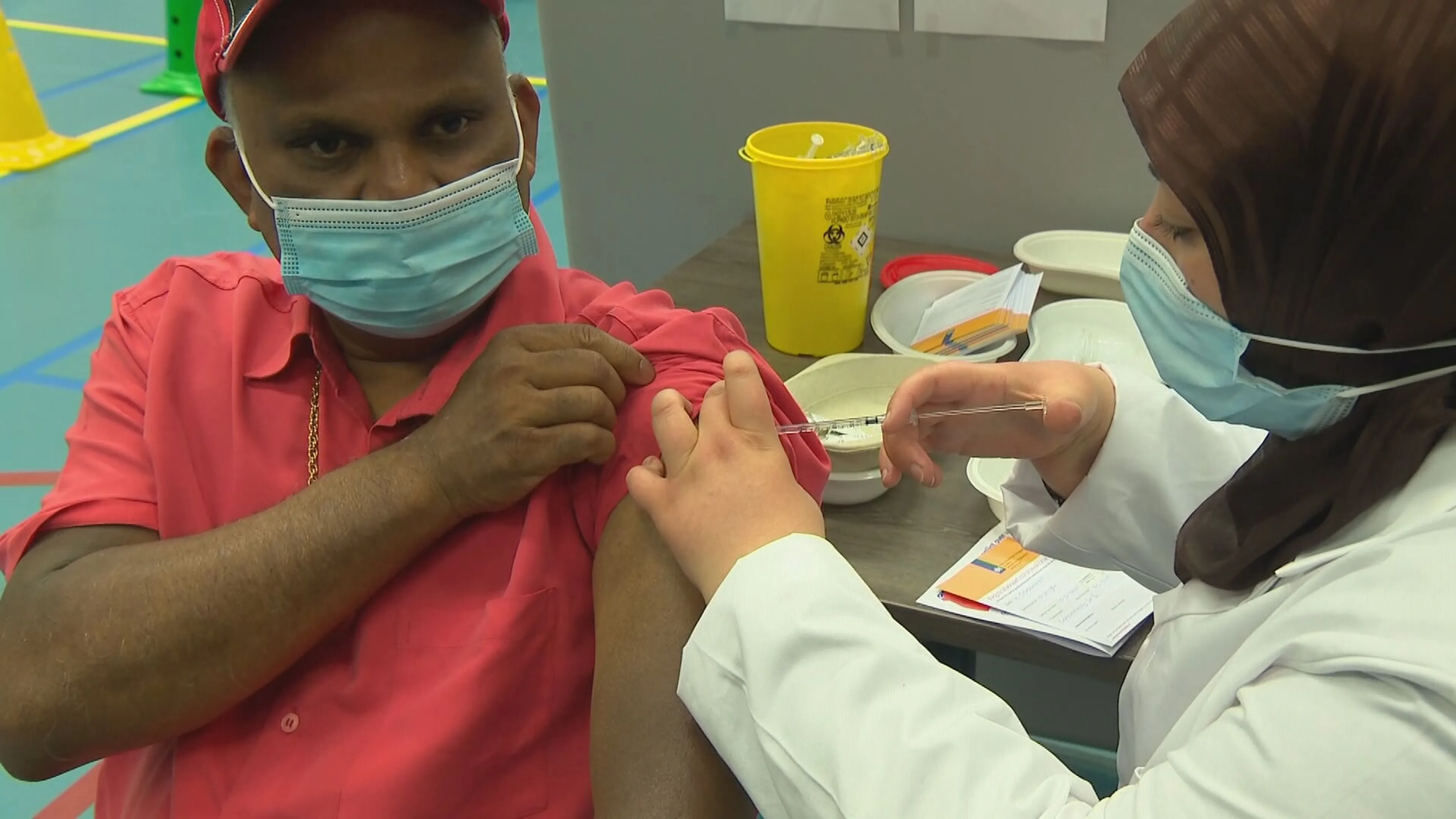 Artsen zien nieuwe 'vaccinatiekloof' ontstaan in kwetsbare wijken