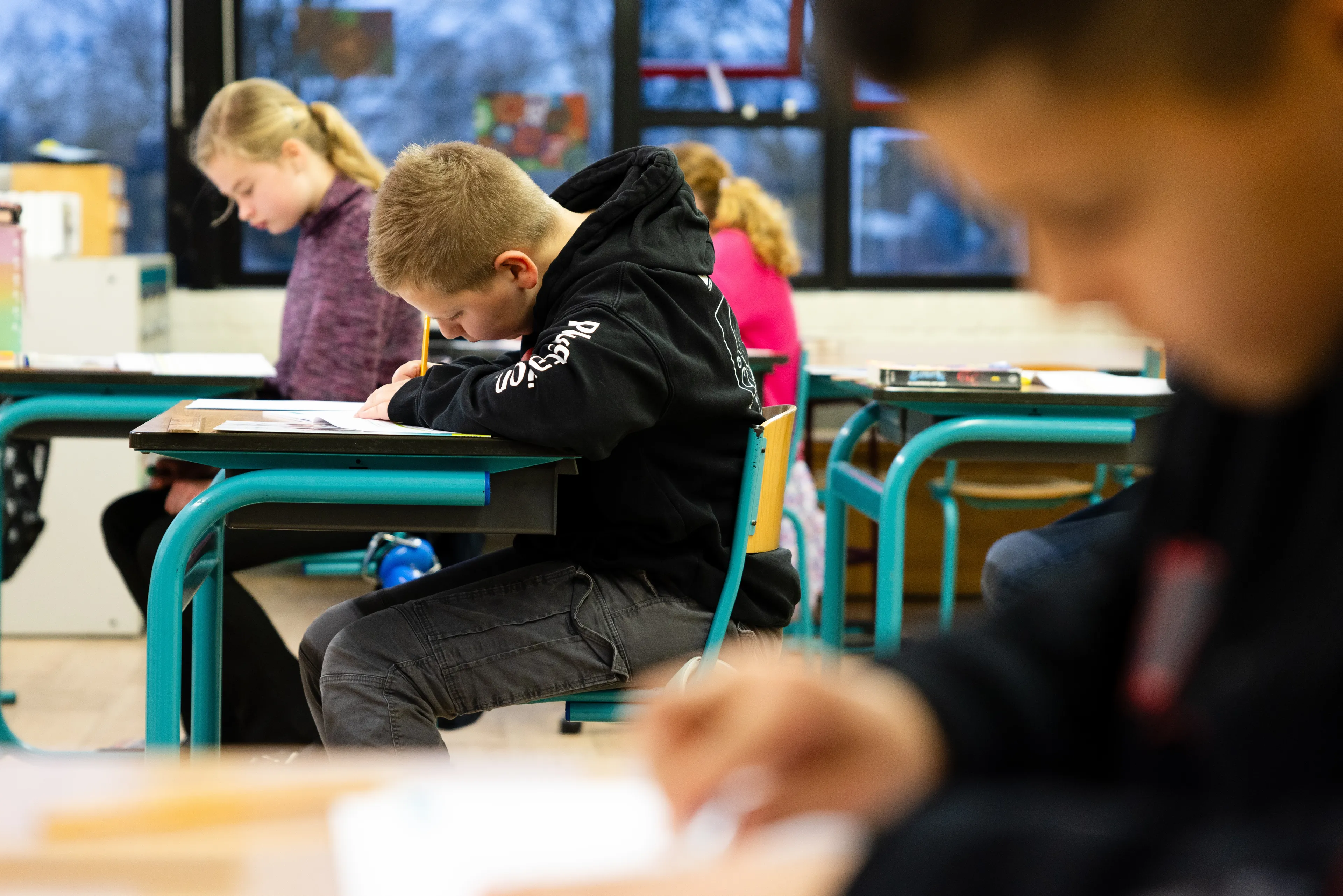 Onderzoek: prestaties van klasgenoten beïnvloeden schooladvies groep 8