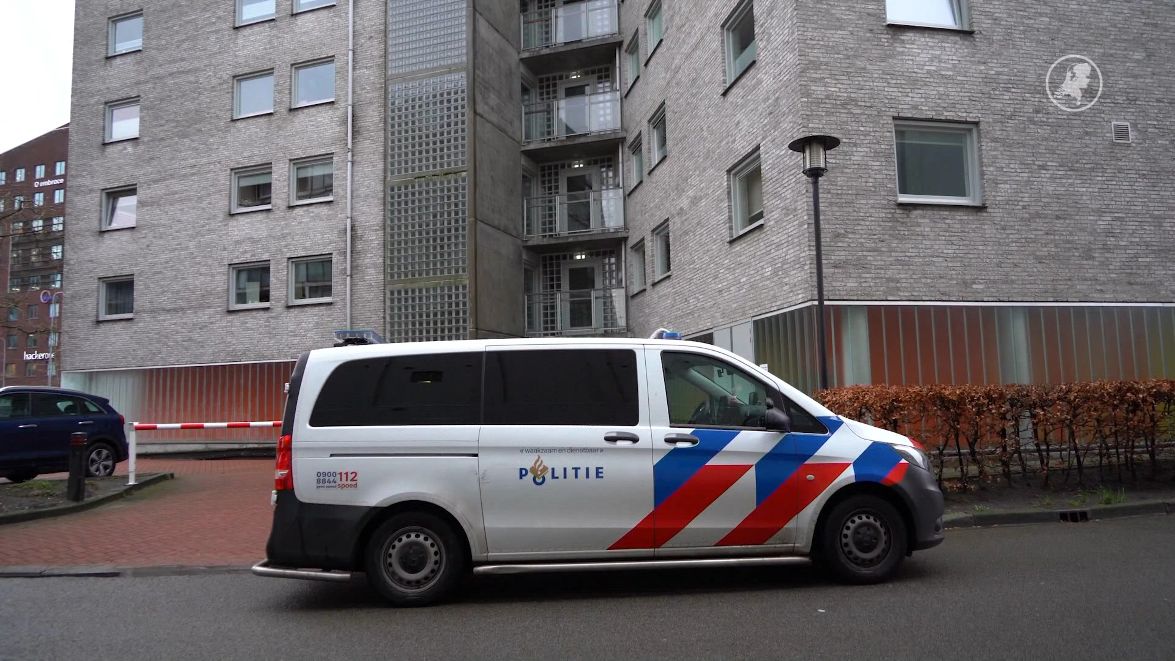 Man (74) gewond bij brute woningoverval in Groningen, dader vlucht op fatbike