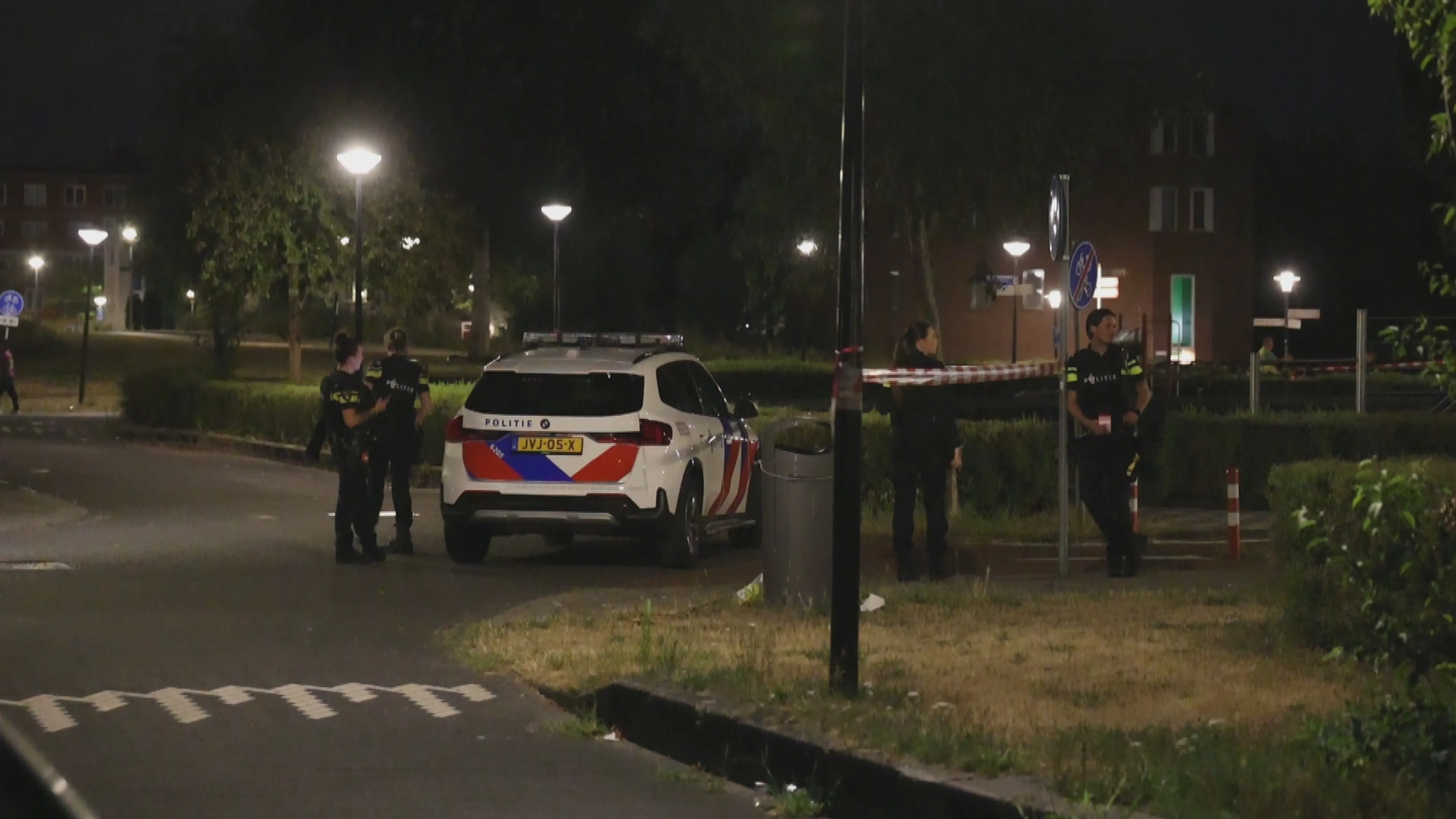 Man met meerdere schotwonden gevonden na schietpartij in Amsterdam-Zuidoost