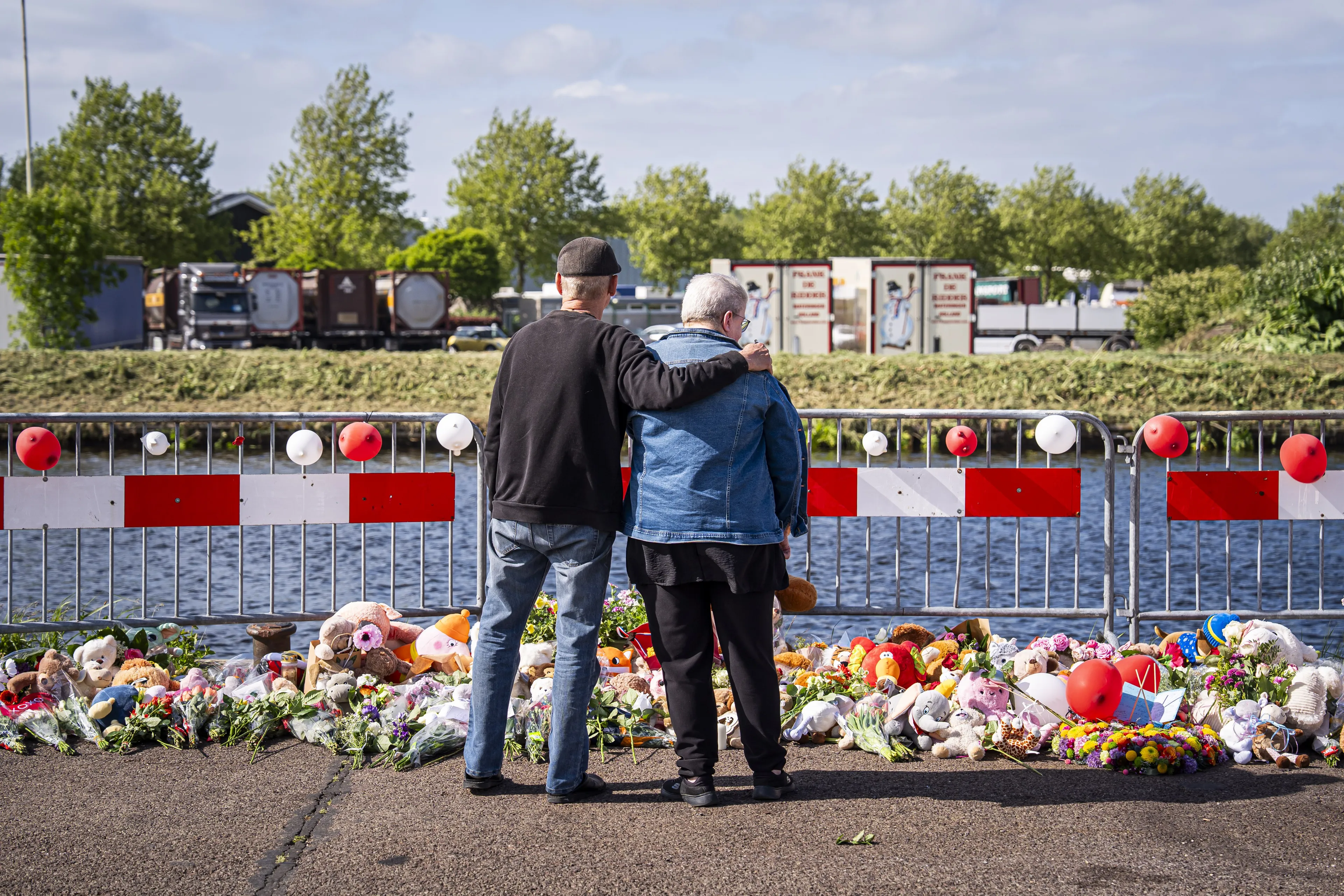 Politie: auto met Jeffrey en Emma raakte kwartier na ontvoering te water