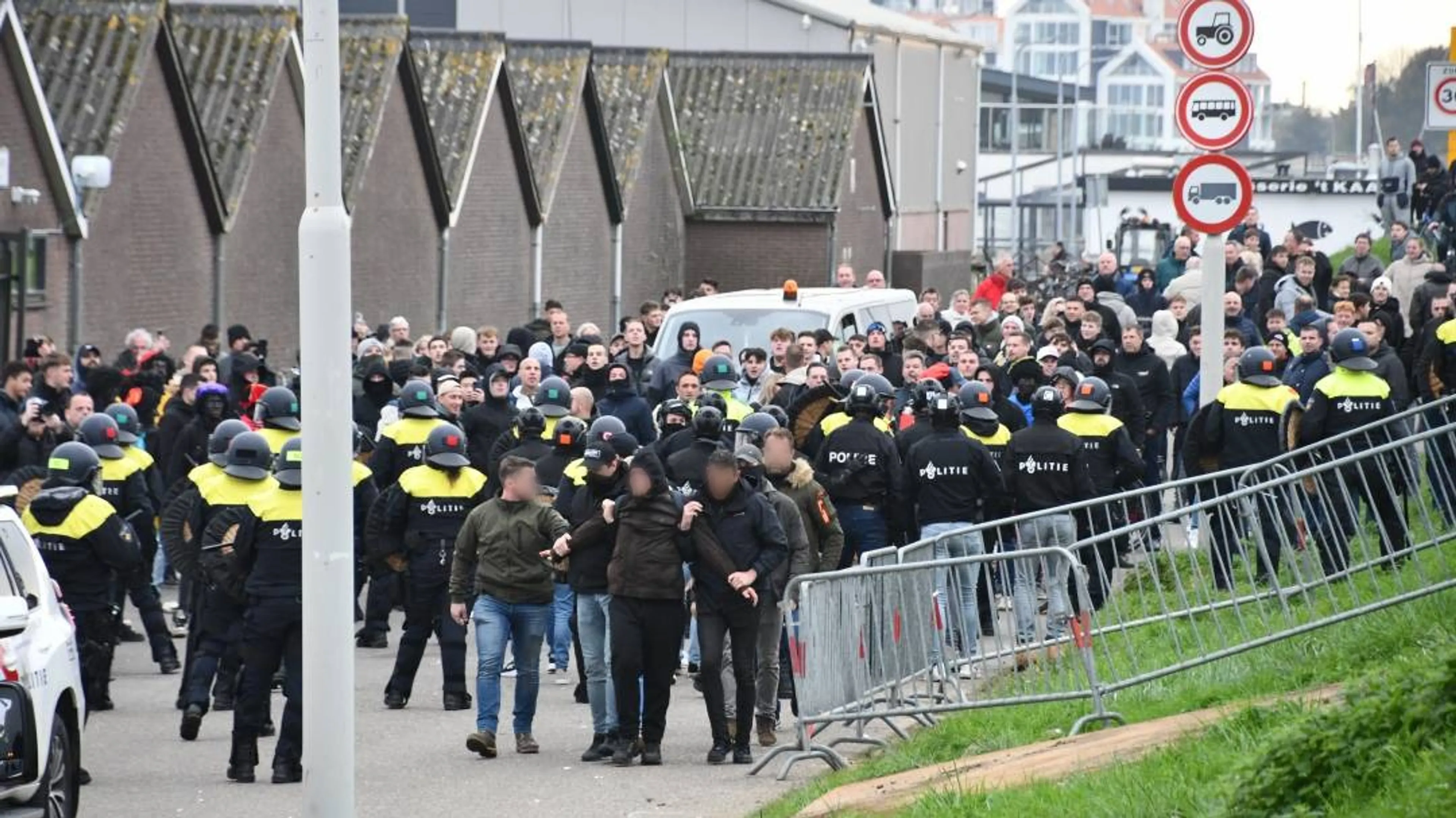 Sinterklaasintocht Yerseke afgeblazen om aangekondigde demonstratie KOZP