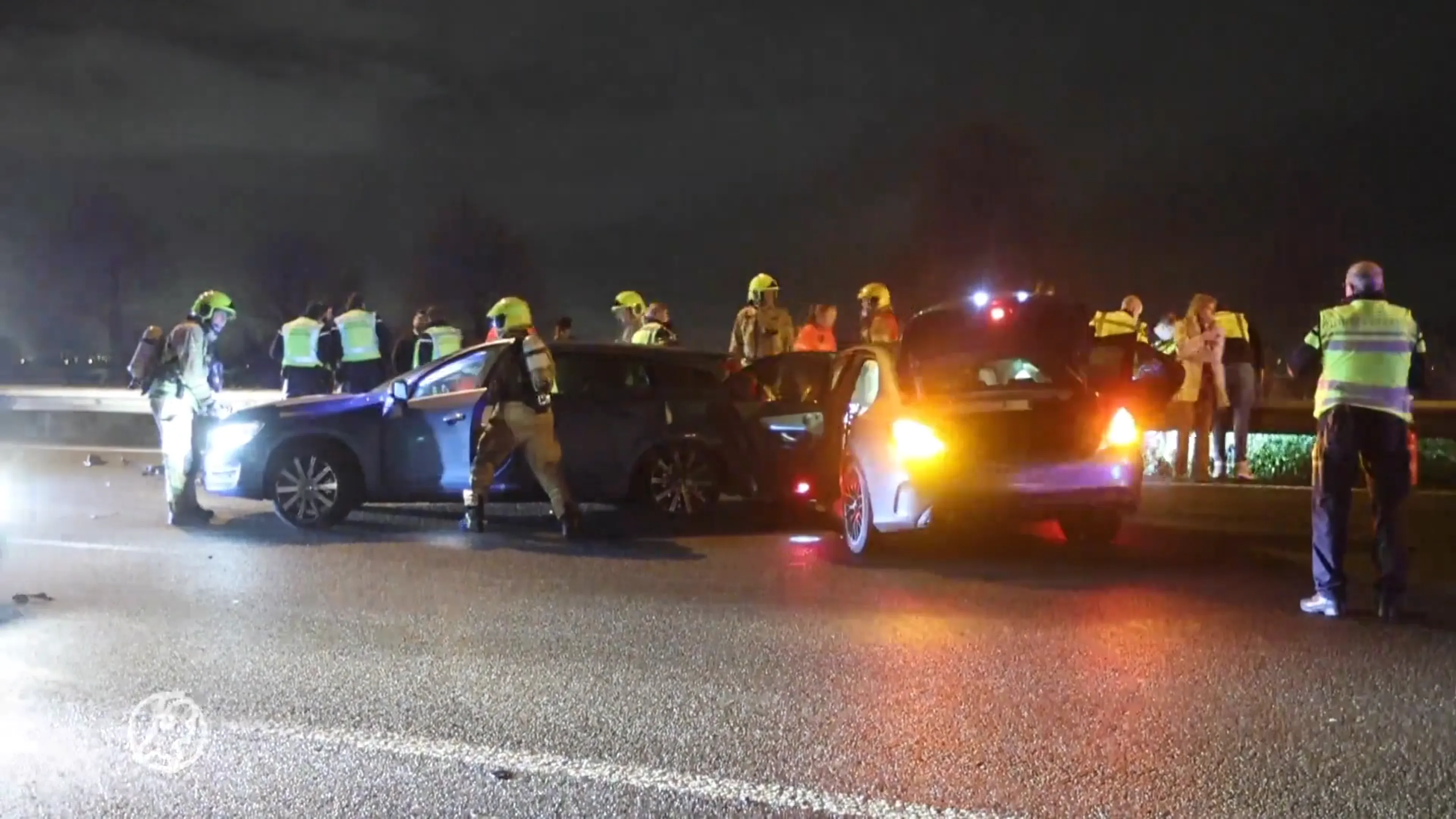 Meerdere gewonden bij ongeluk met meerdere auto's op A13