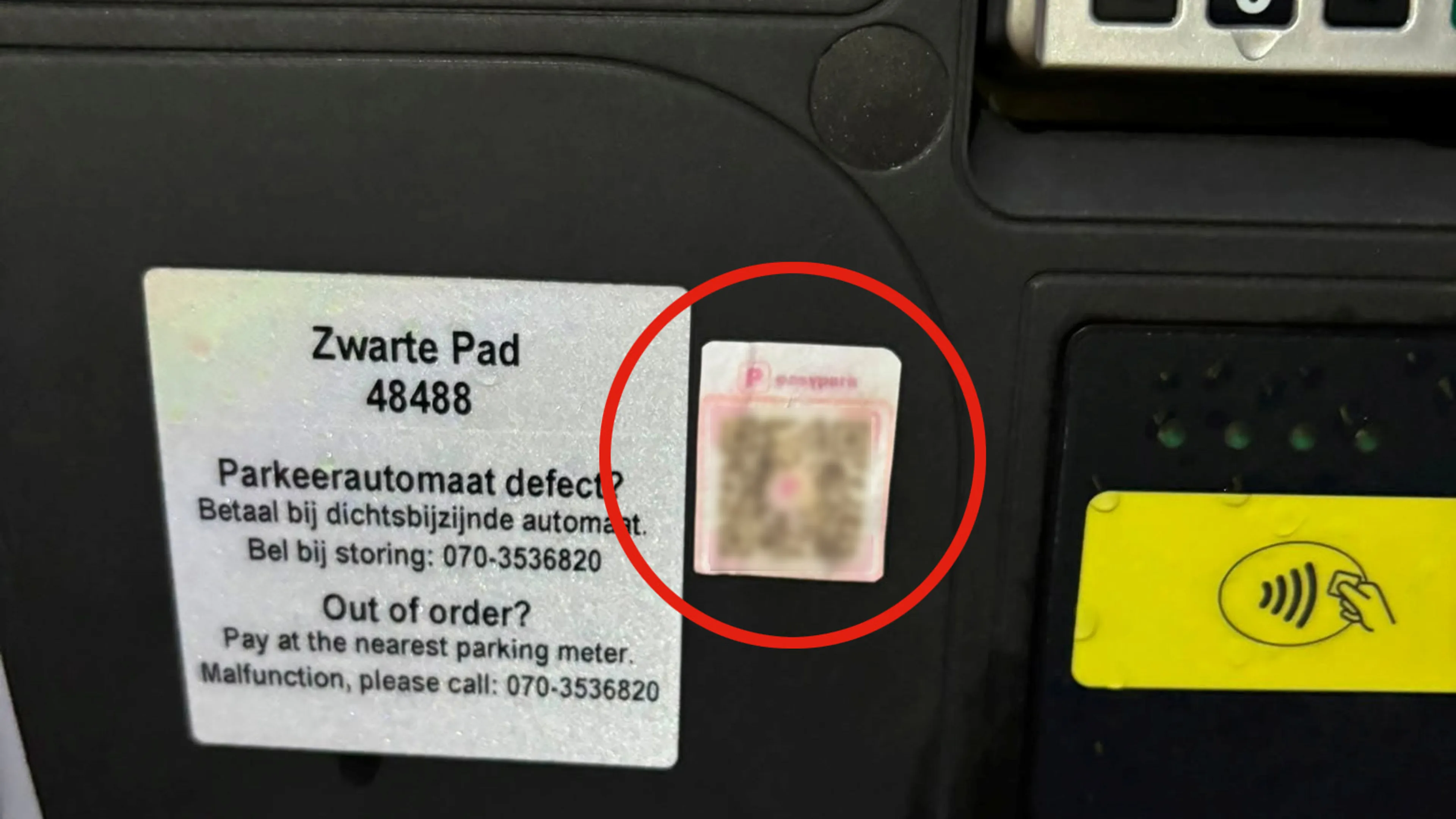 QR-code op parkeerautomaat? Gemeente waarschuwt voor slimme truc van oplichters
