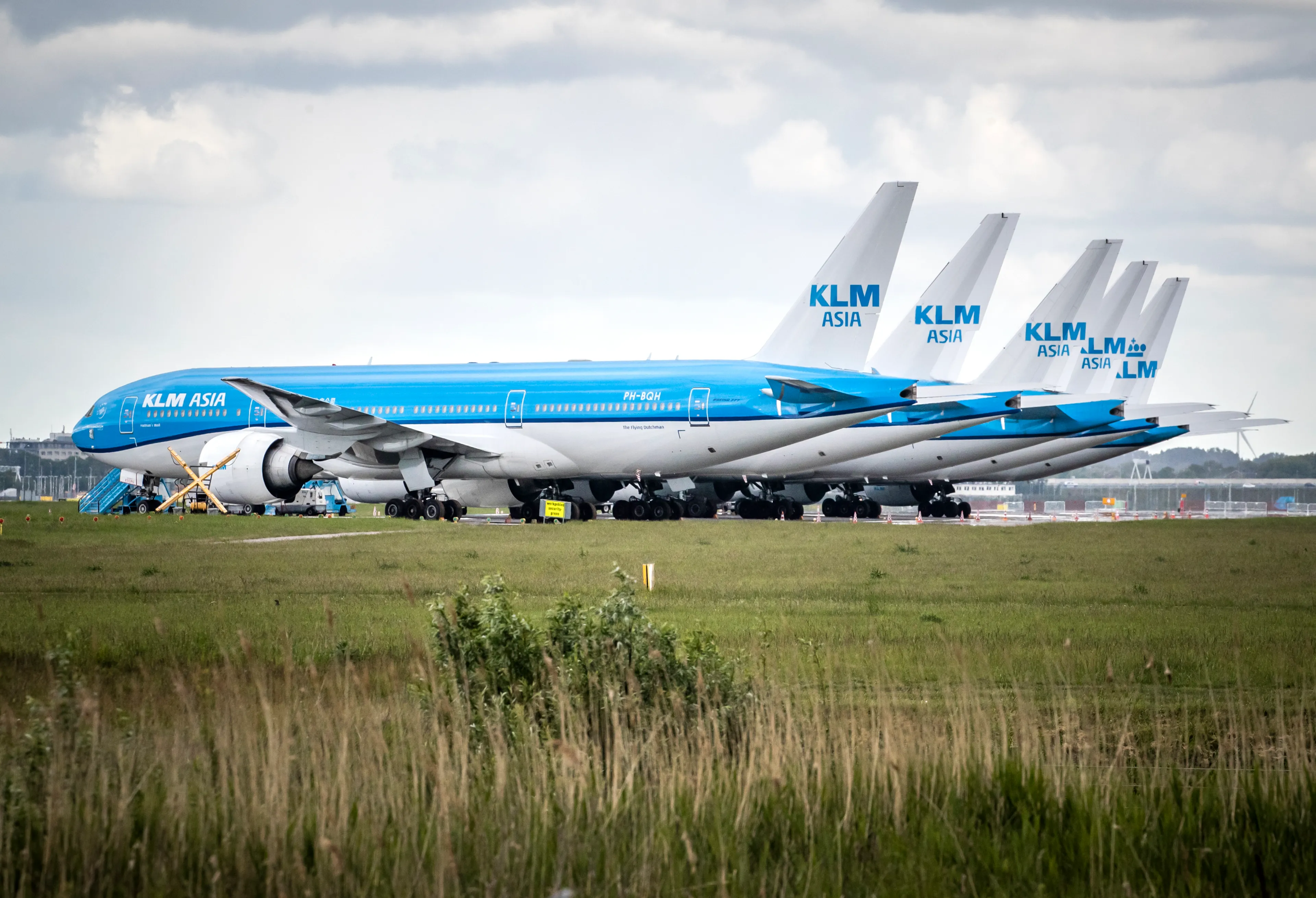 KLM gaat reizigers tóch geld terug geven voor geannuleerde vlucht