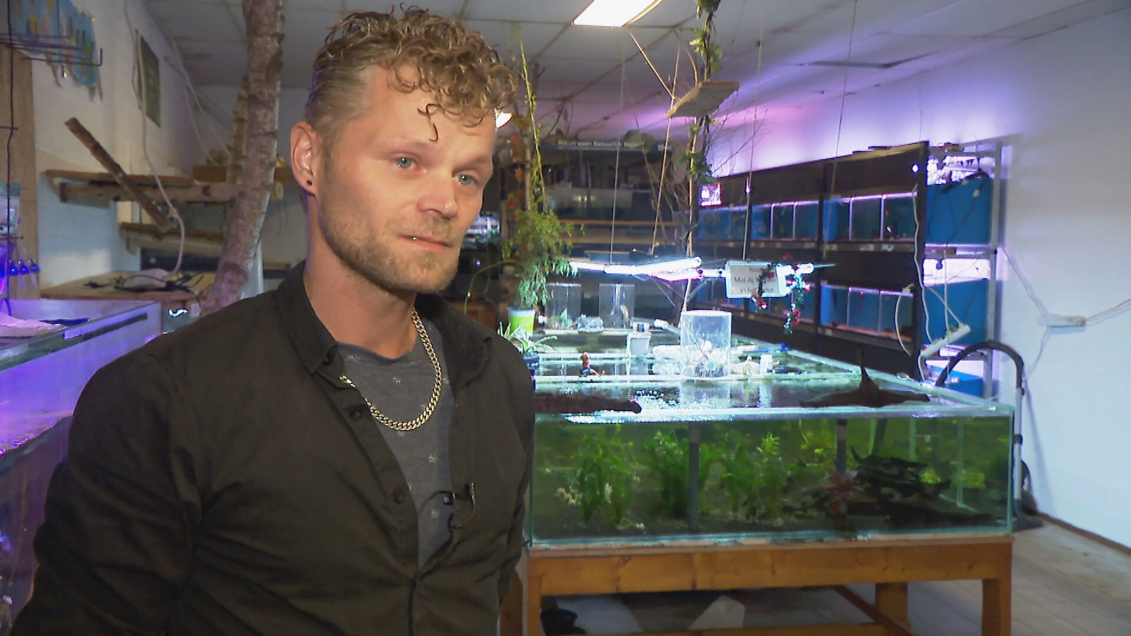 #CrisisvanNL | Dierenwinkel van Arnold sluit om mega-energierekening: 'Ik voel me machteloos'
