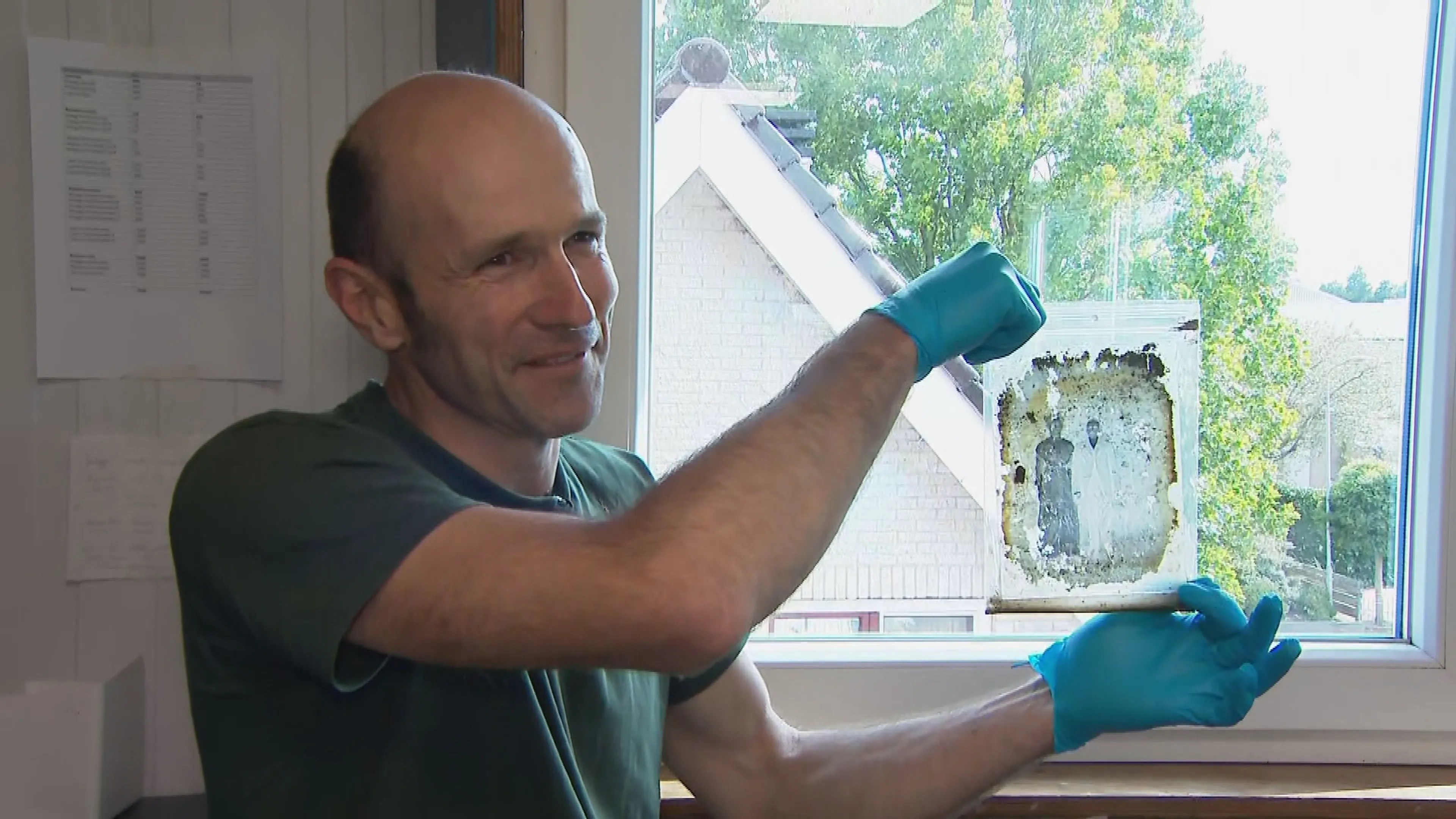 Archeoloog Andre is dolblij met bijzondere vondst, maar nu moet hij weten: wie zijn dit?