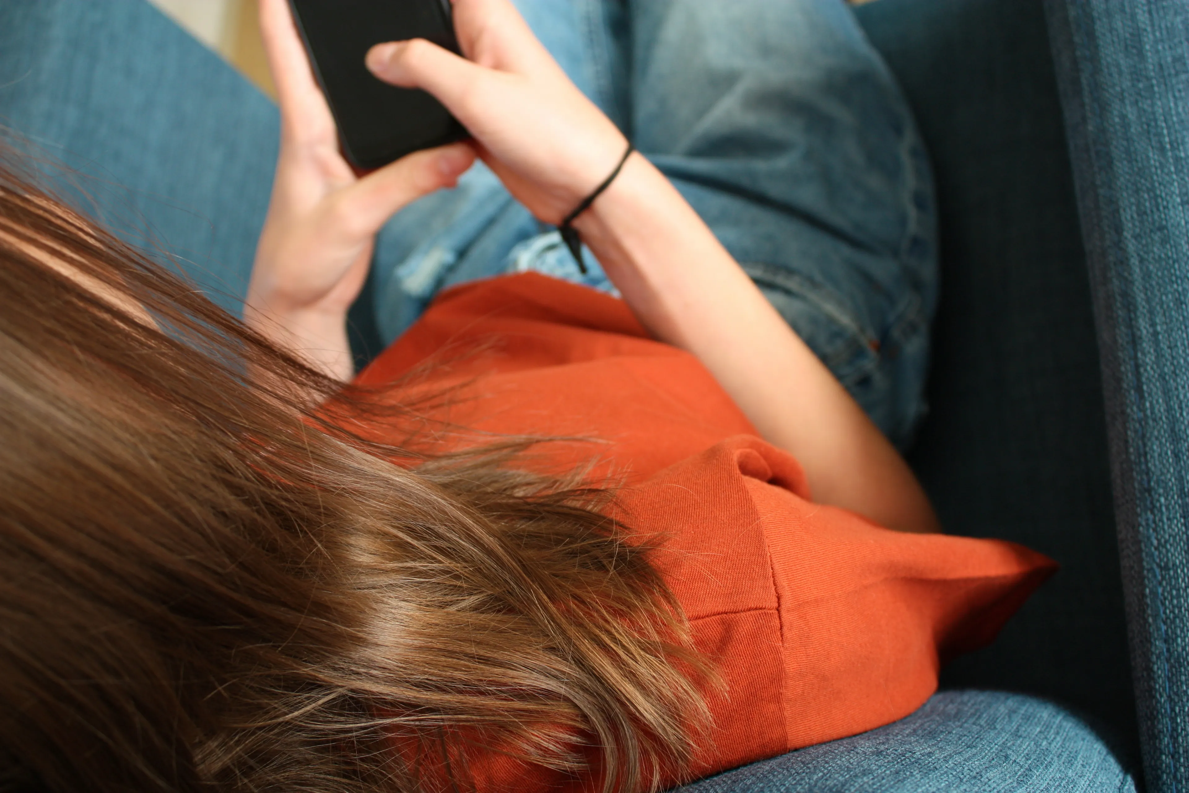 Zorgen om WhatsAppkanalen pubermeiden: 'Misbruik ligt op de loer'
