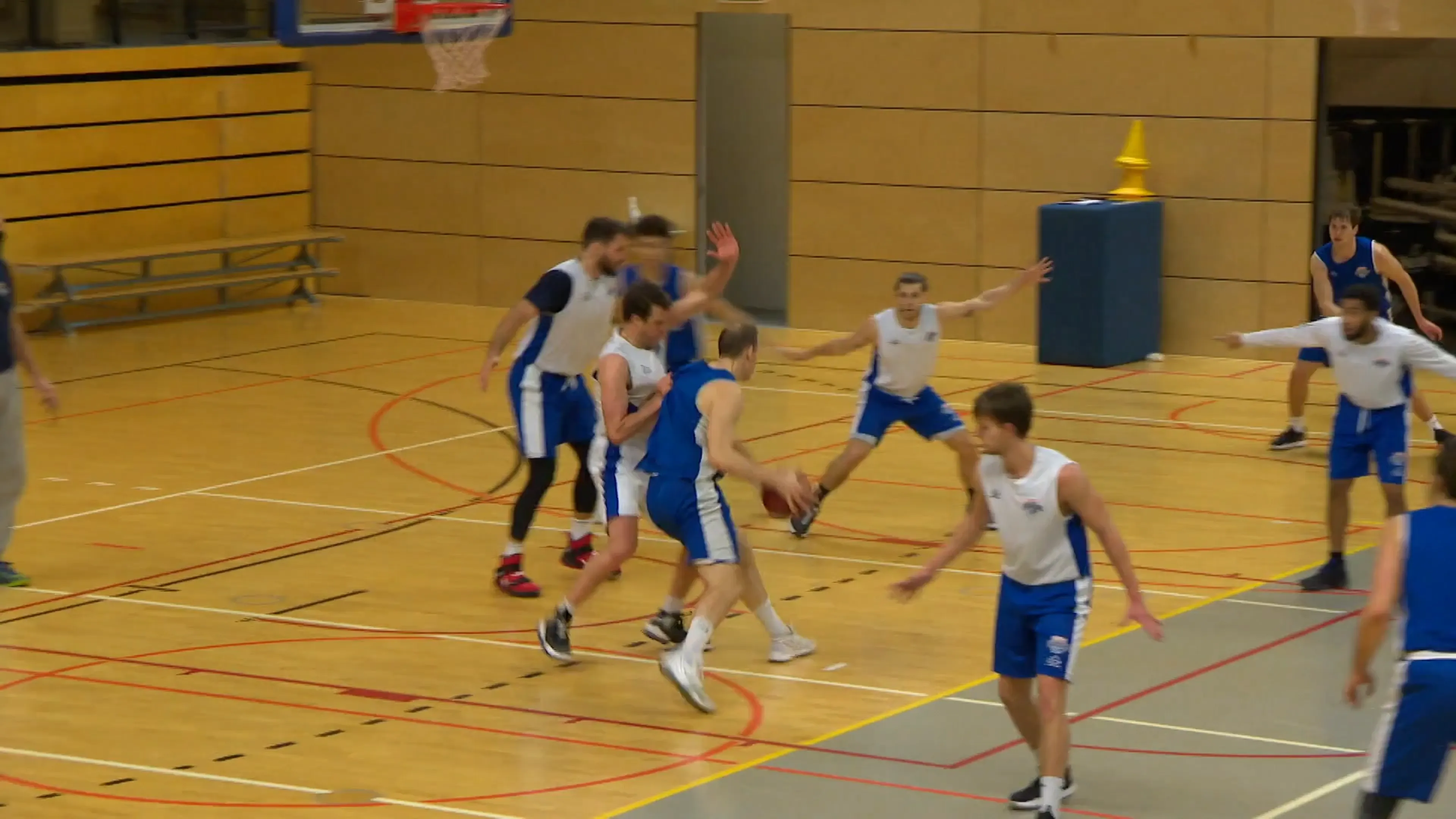 Mooie dag voor topsporters, ze mogen namelijk weer competitie spelen