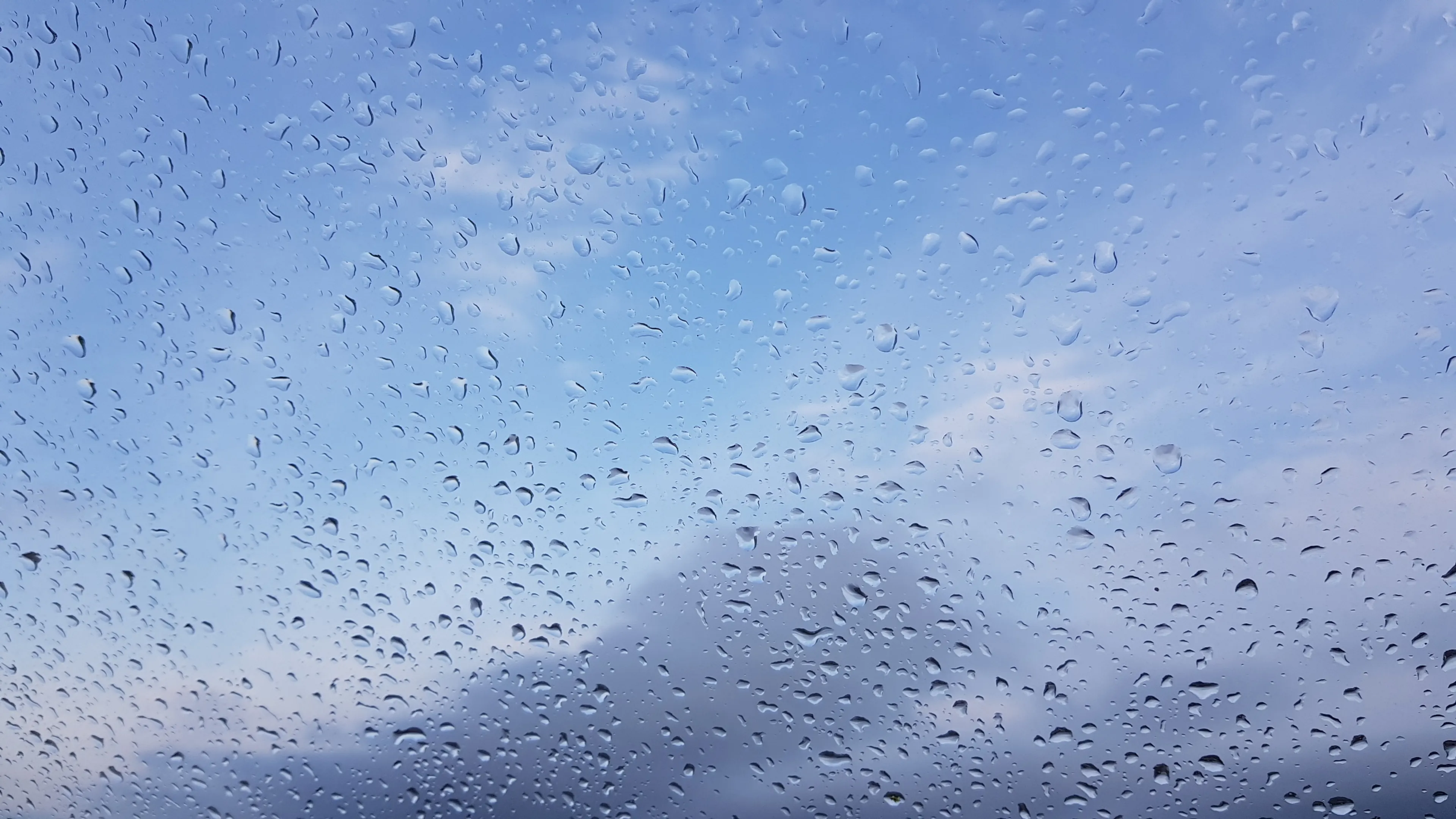 Van bloedhitte naar regen en onweer: koelere dagen voor de boeg