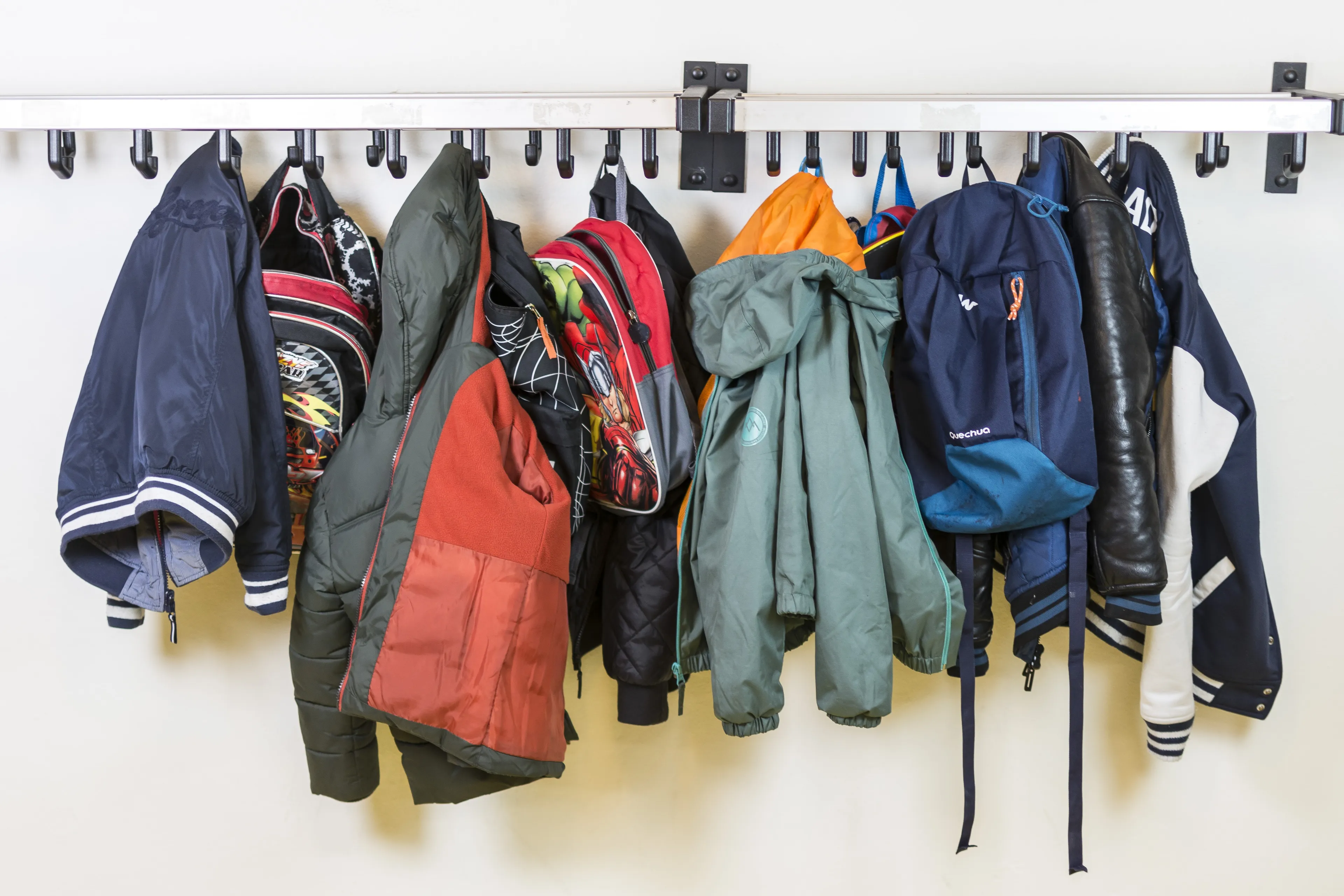 Internationaal onderzoek toont aan: volop PFAS in outdoor kinderkleding