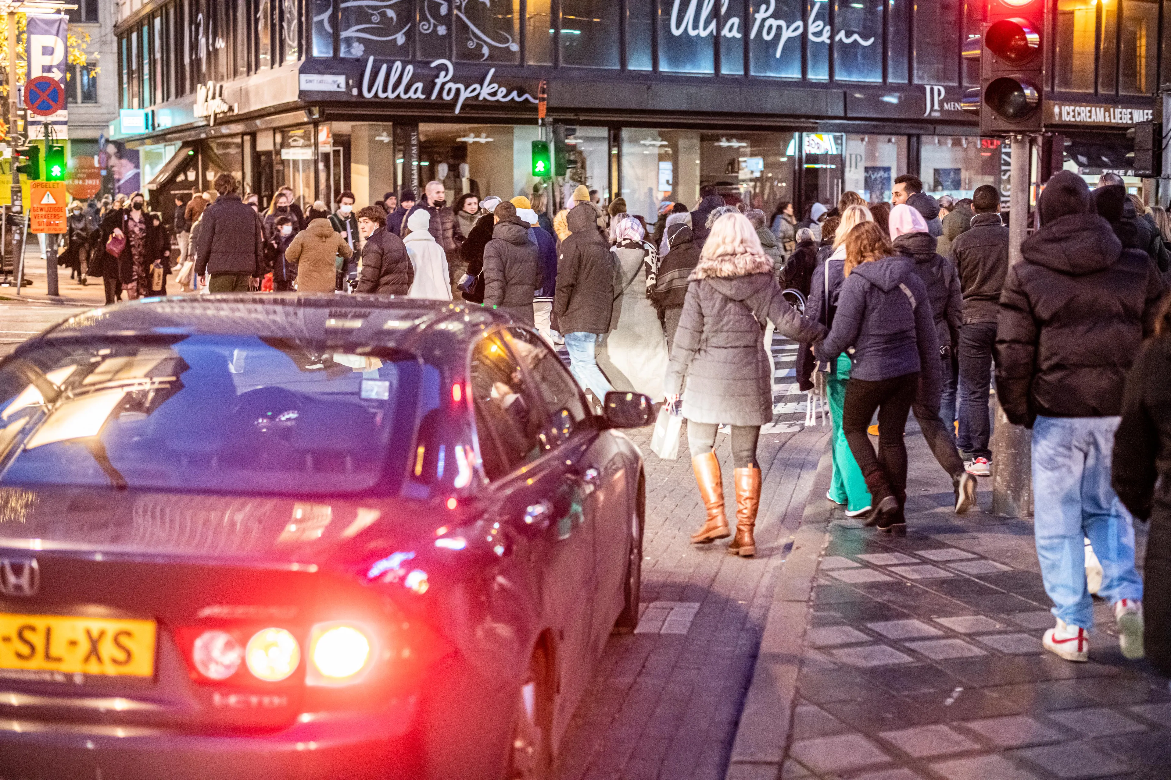 Nederlanders massaal naar Antwerpen om dagje te shoppen