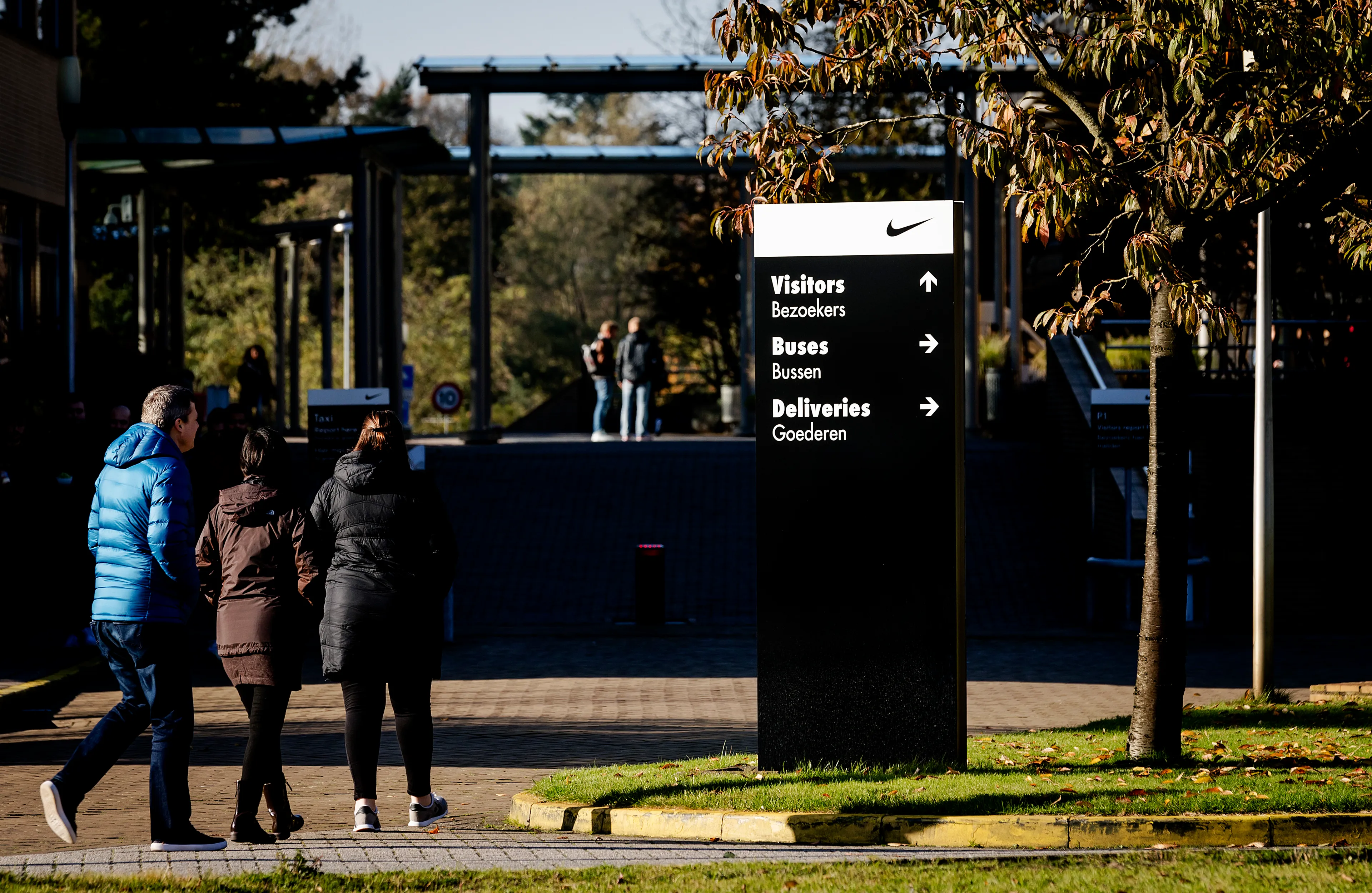 Nike-medewerker heeft coronavirus, meerdere bedrijven in Hilversum dicht