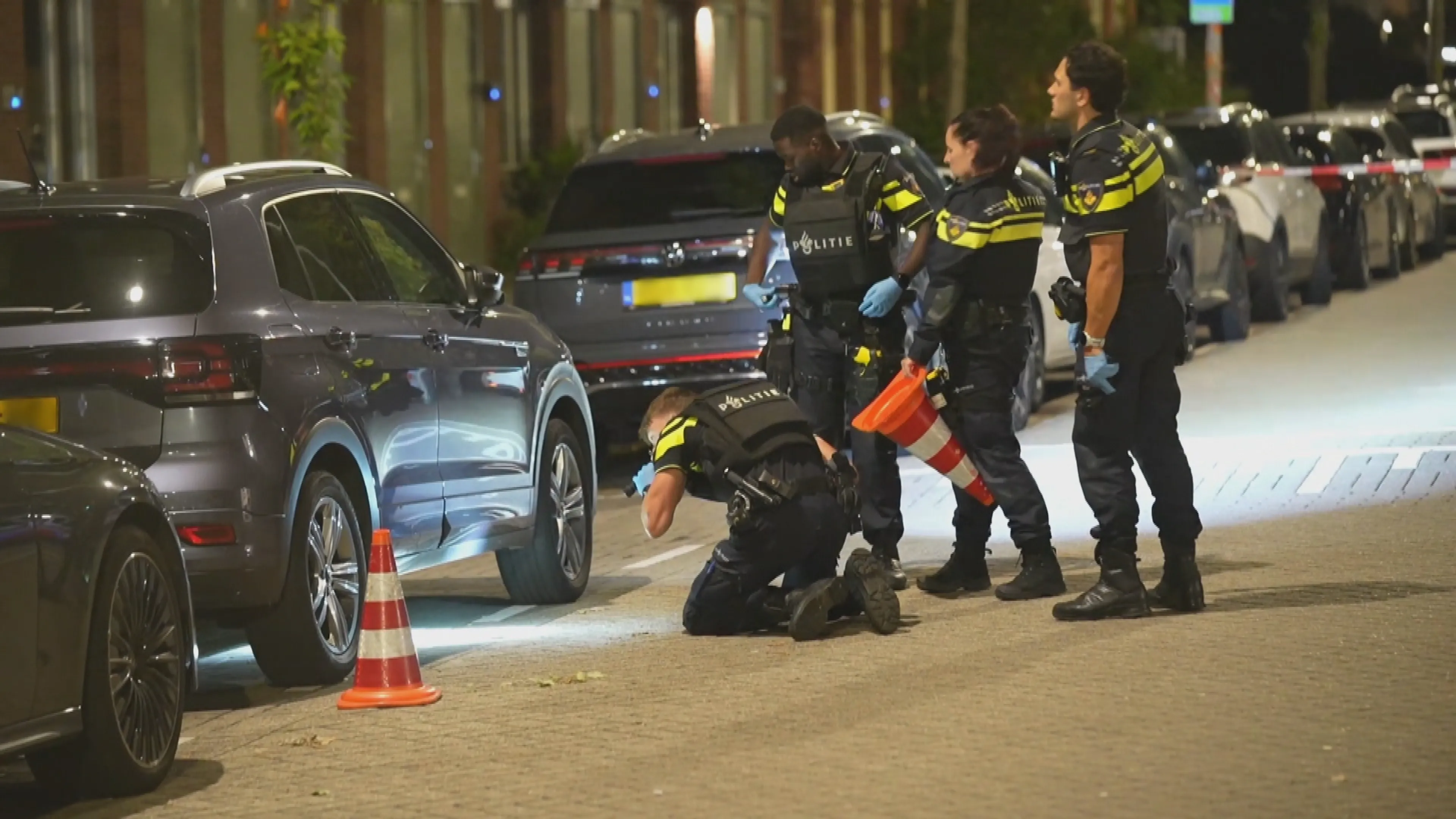 Man raakt gewond bij schietpartij in Rotterdam, dader(s) gezocht