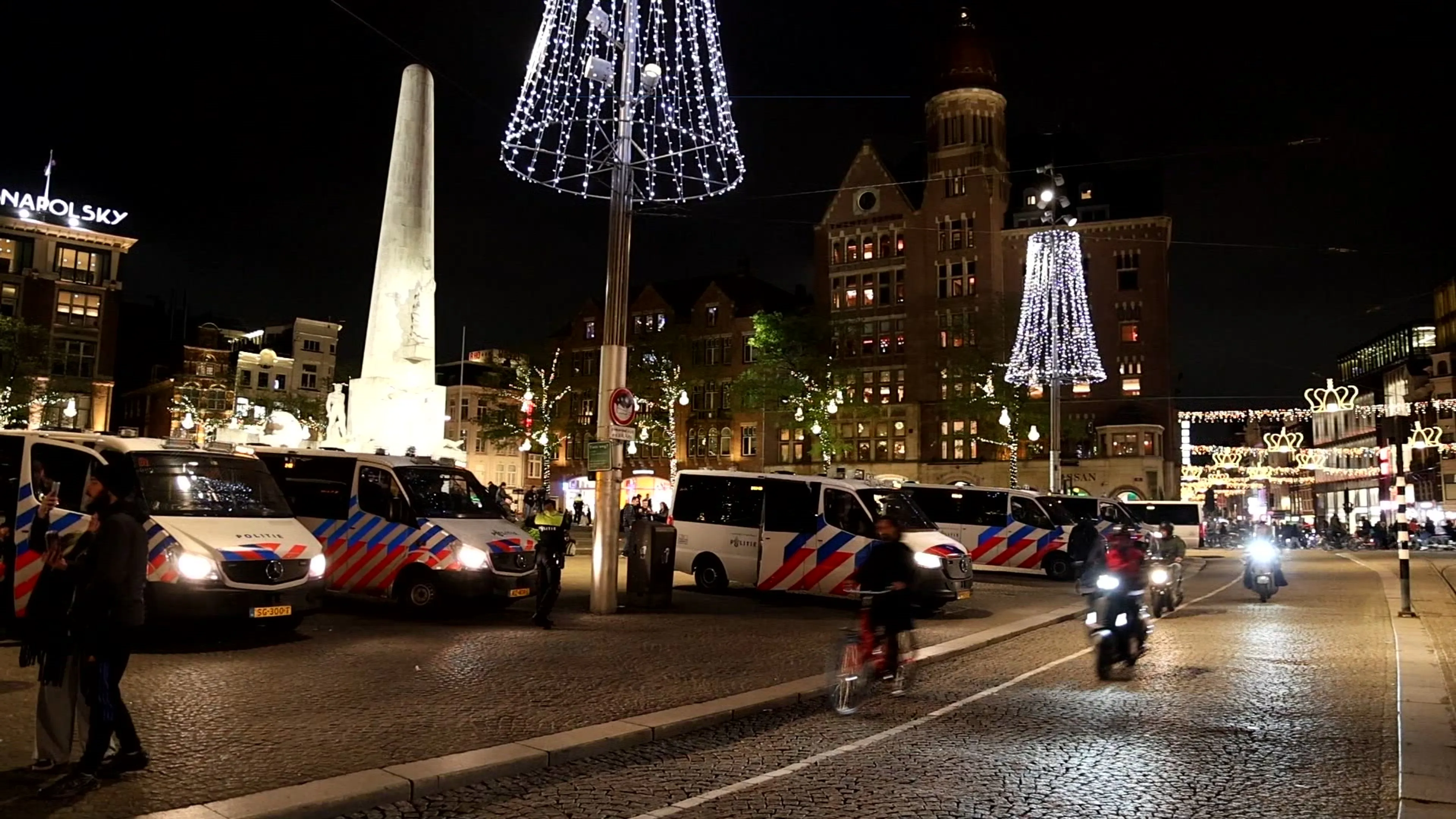 Toch demonstranten op Dam ondanks verbod voor die locatie