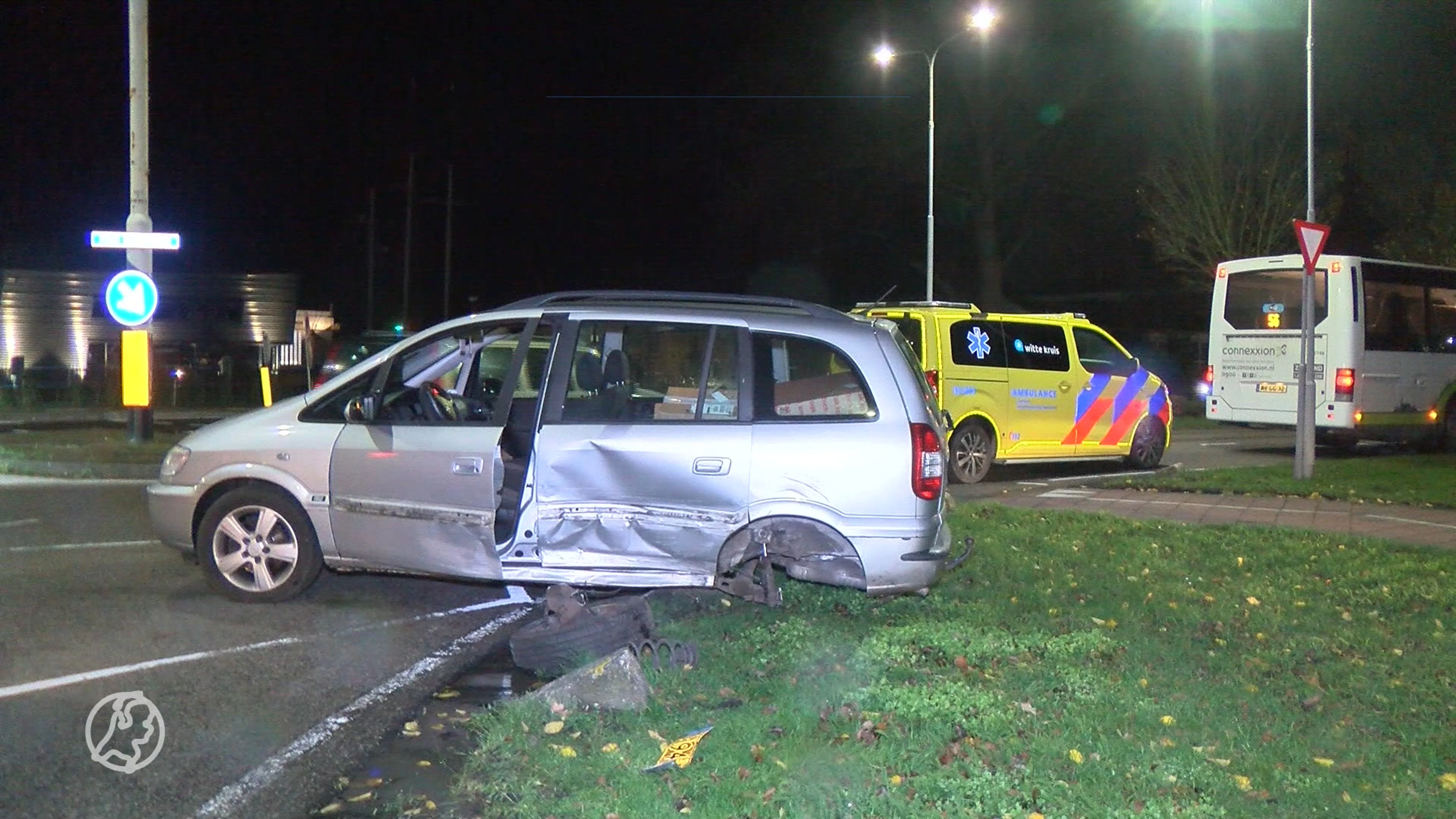 Automobilist rijdt bezorger het ziekenhuis in en vlucht daarna te voet