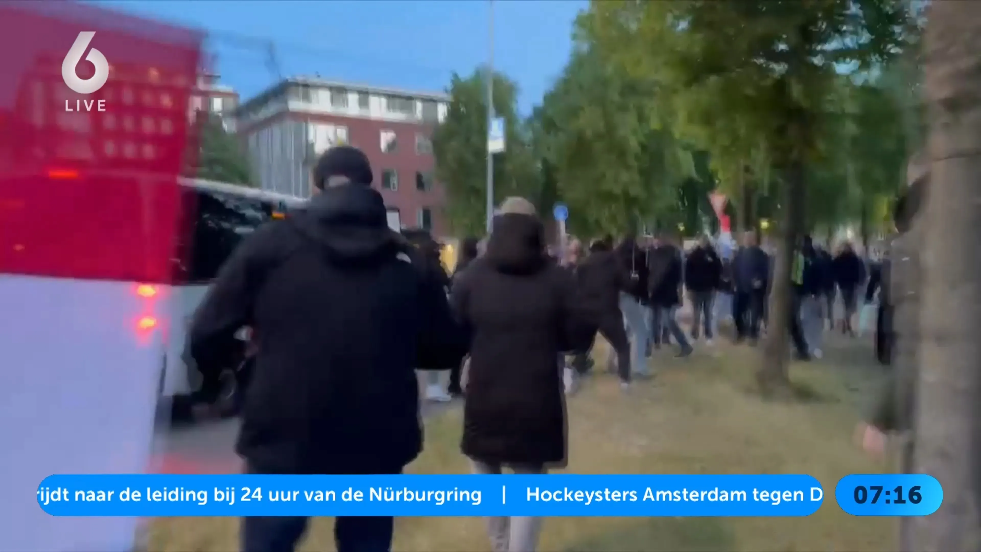 Opnieuw onrustig bij anti-azc-protest Loosdrecht: zeker vier aanhoudingen