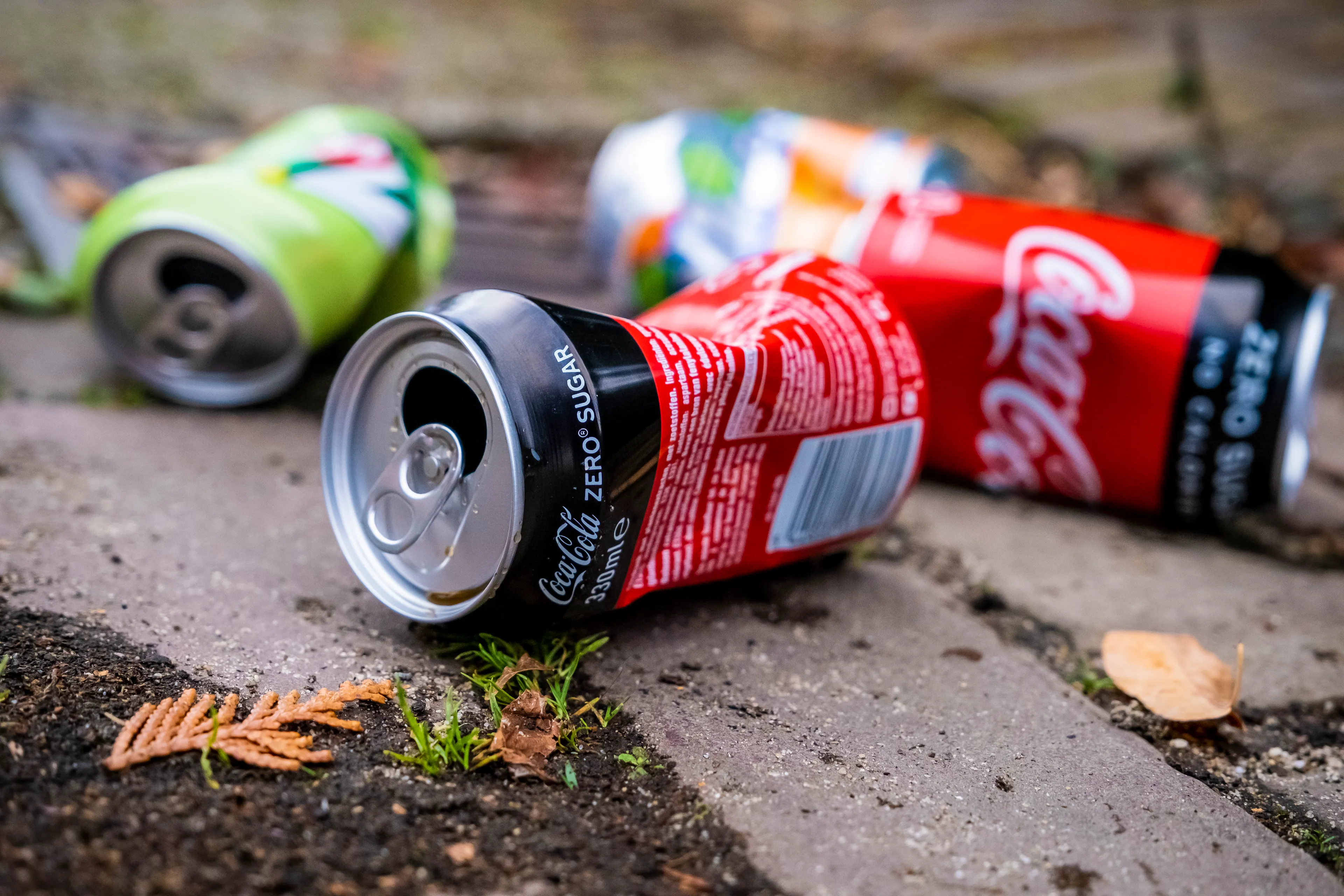 Man gooit blikje op straat en slaat boa in Goes