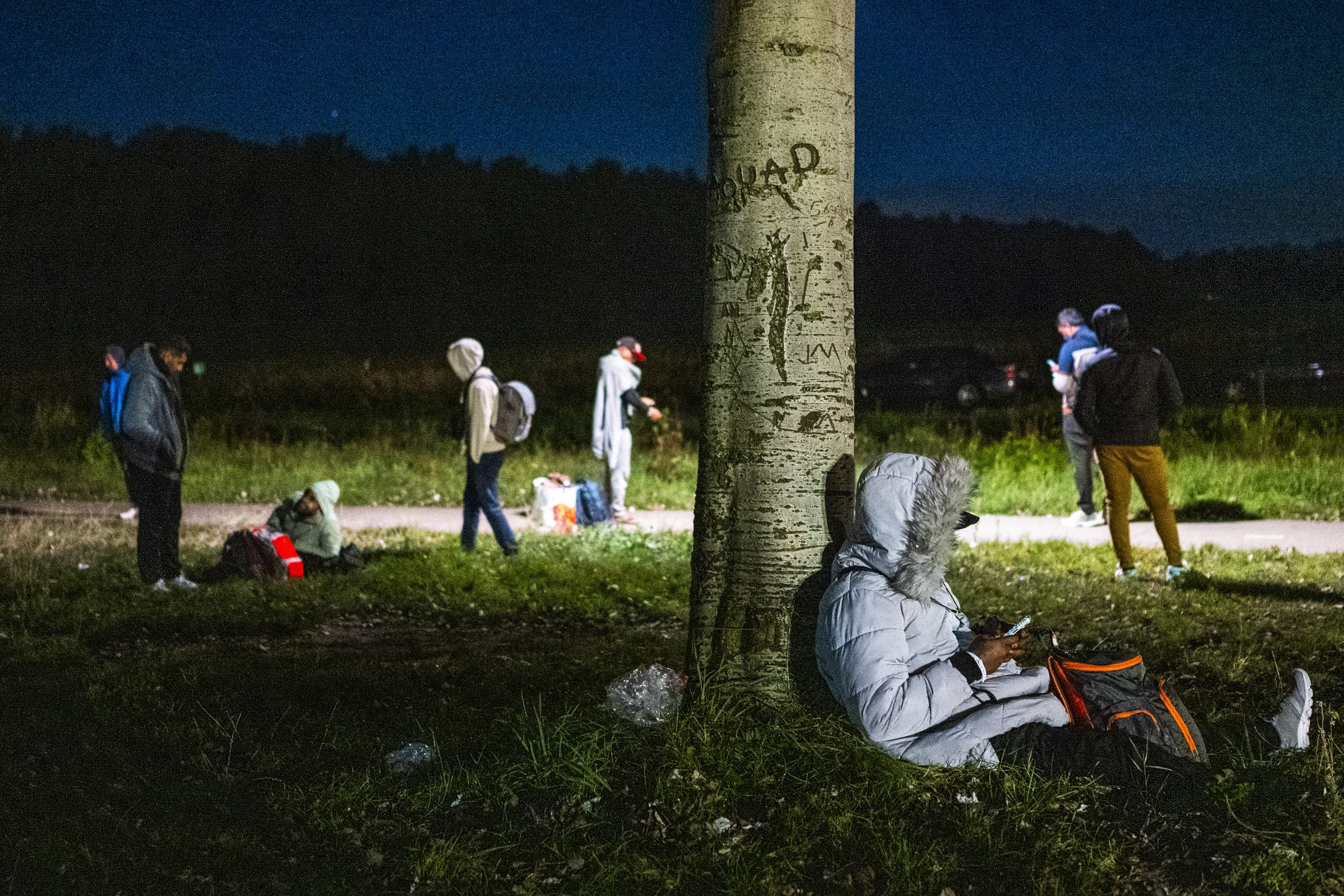 Sporthal in Drenthe op laatste moment opengesteld voor asielzoekers Ter Apel