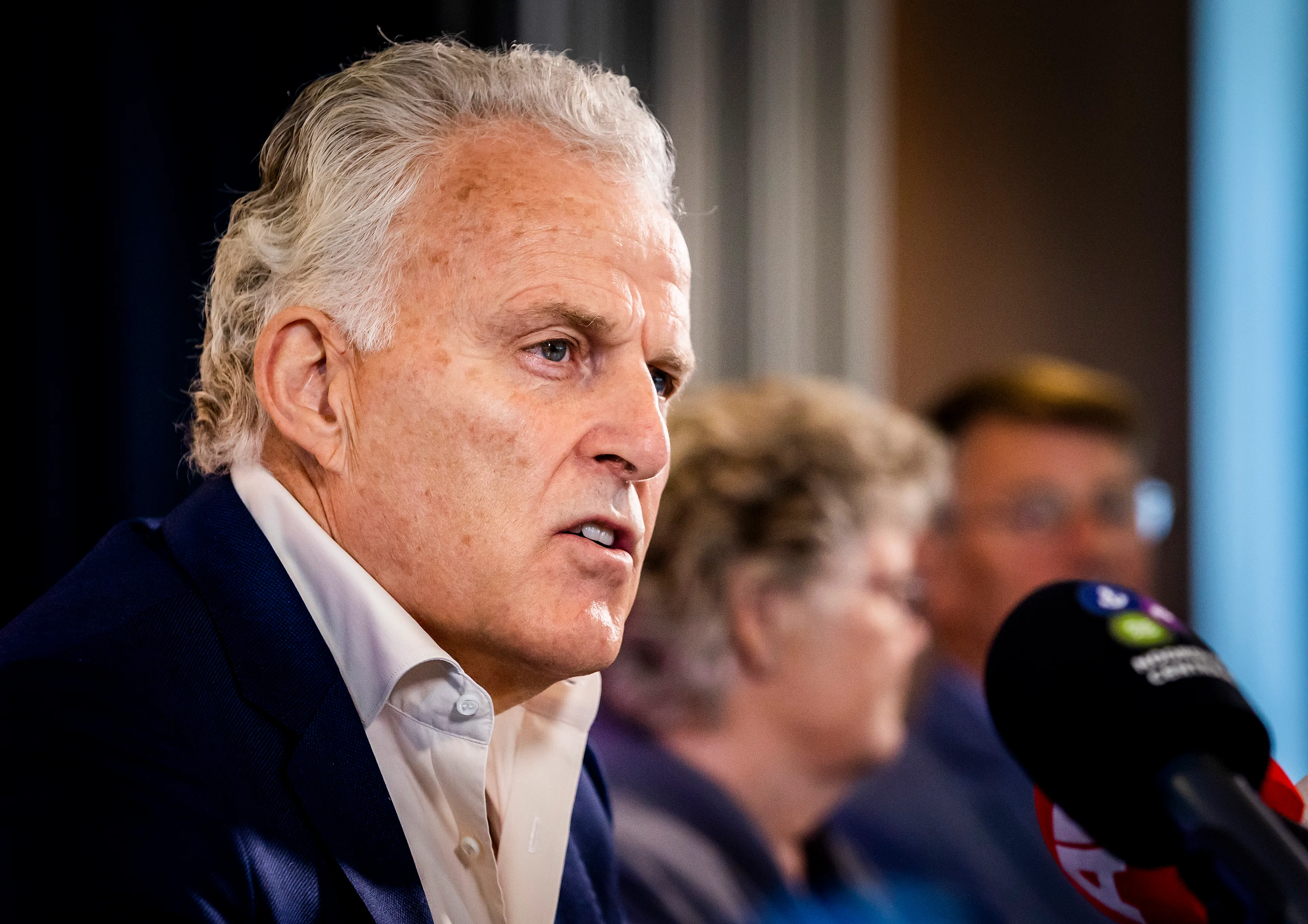 Jaar na aanslag op Peter R. de Vries: 'Ik herdenk hem elke dag'