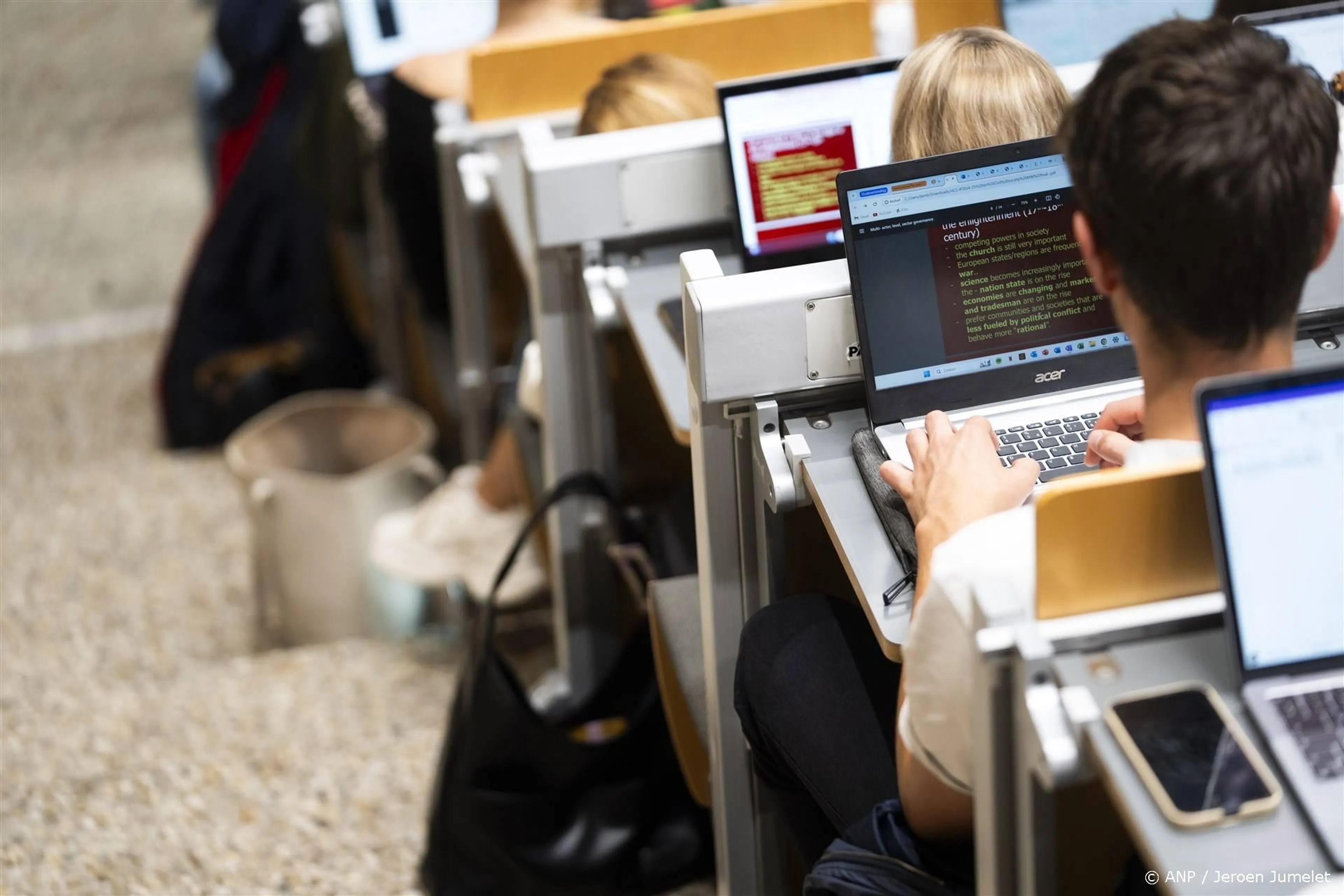 Nibud waarschuwt: pas op, einde toelage kan studenten verrassen