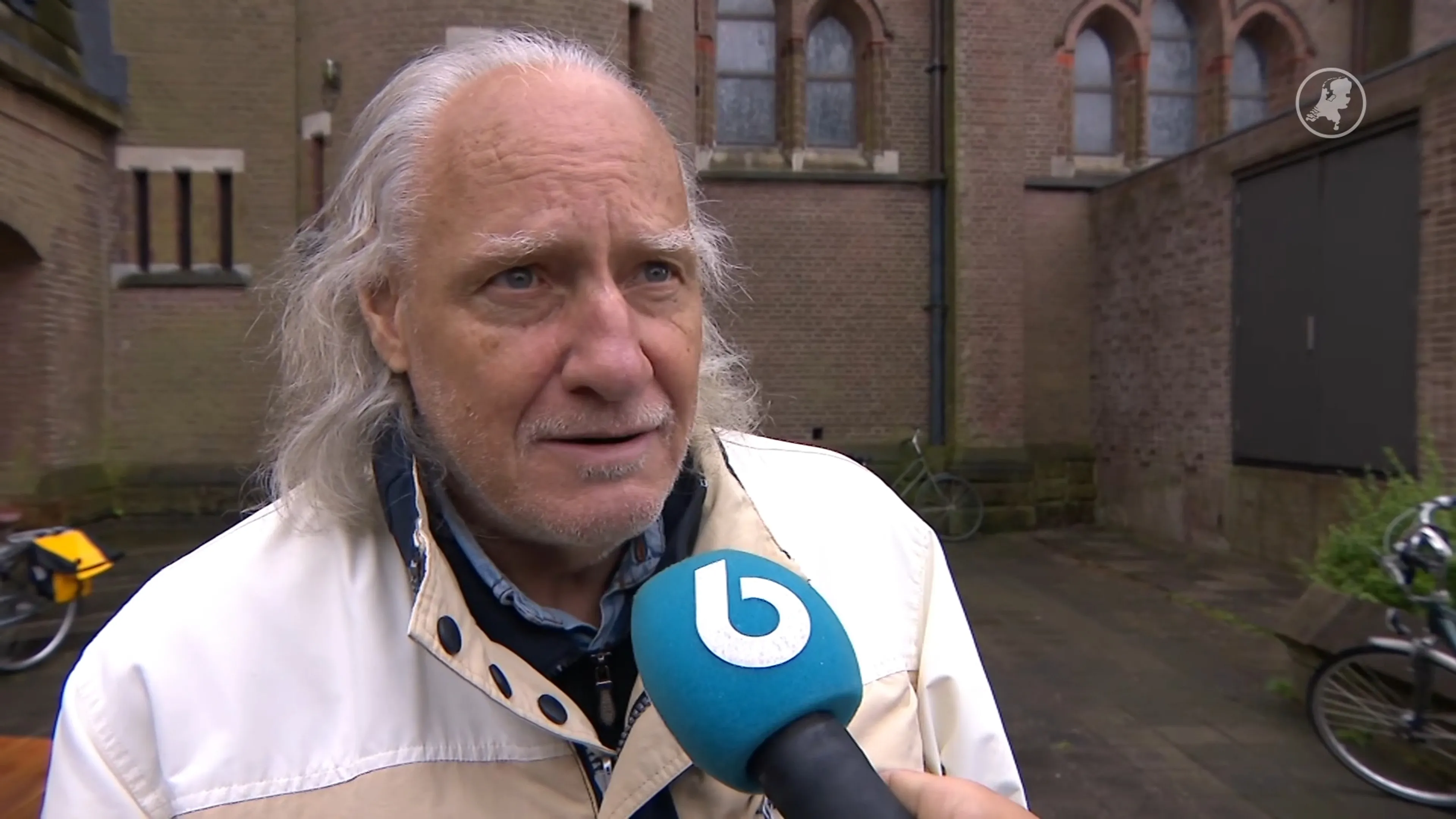 Dood paus Franciscus maakt diepe indruk in Haarlemse kathedraal