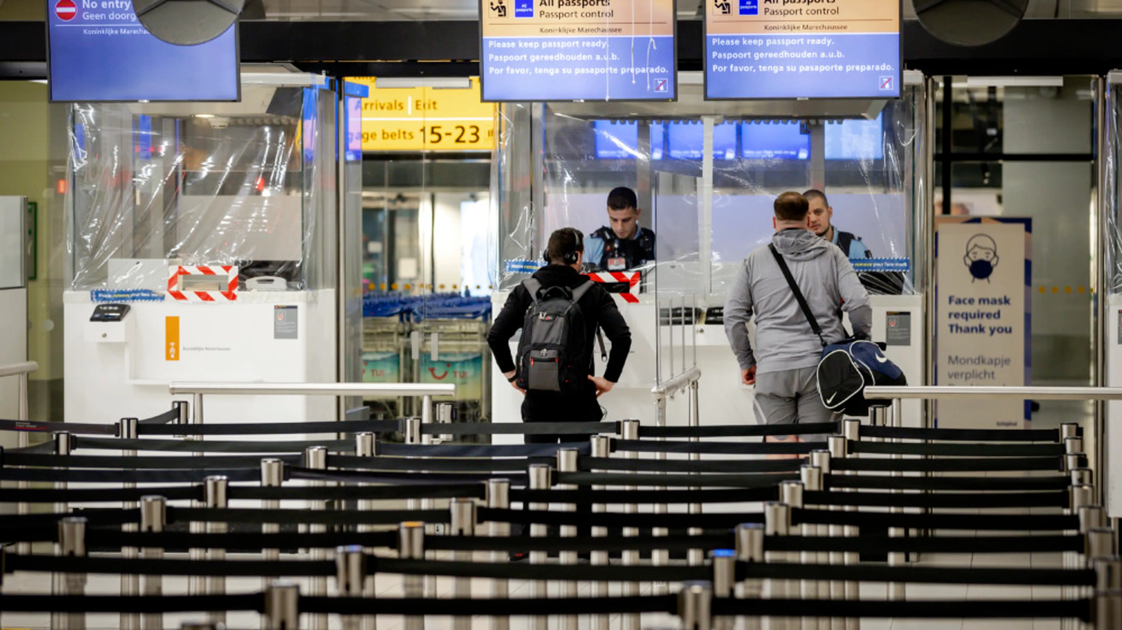 Nederland stelt nu ook vliegverbod in voor passagiersvluchten uit Zuid-Afrika