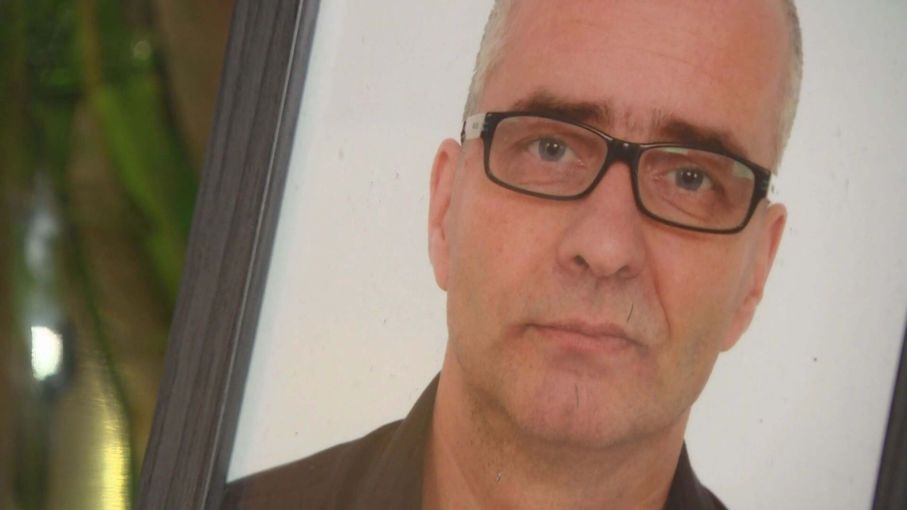 Nabestaanden Rien (58) beluisterden zijn 112-noodoproepen: 'Als je zo vaak belt is dat een schreeuw om hulp'