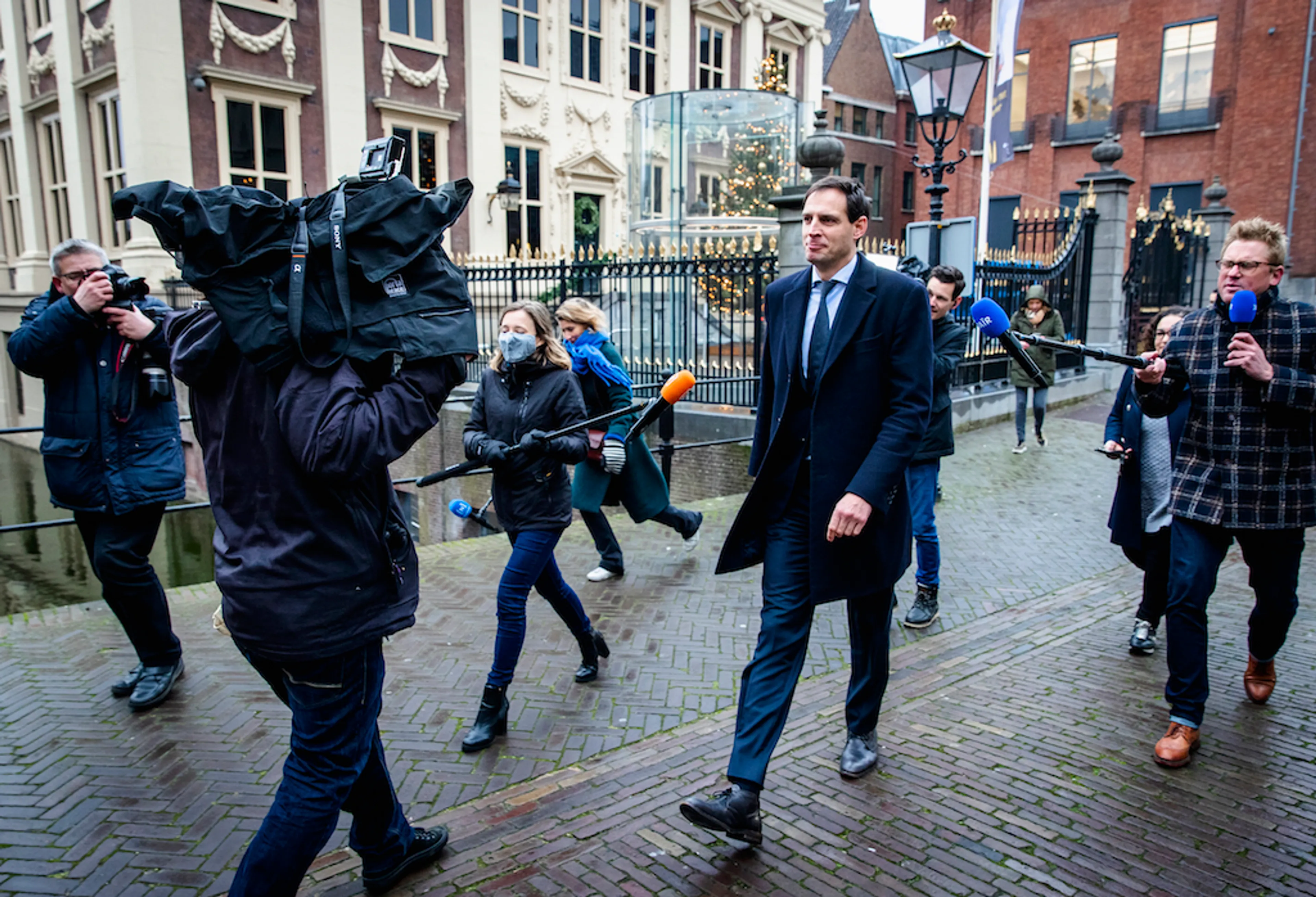 Hoekstra sluit opvolgen De Jonge als lijsttrekker CDA niet uit