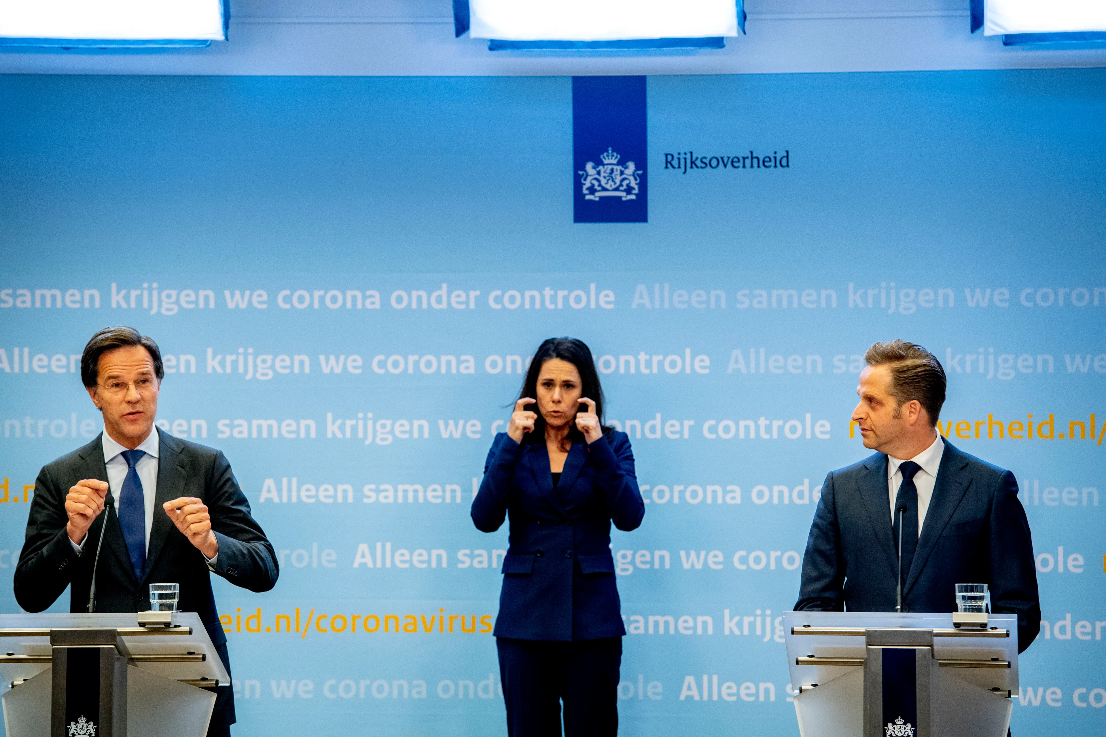 Persconferentie premier Rutte: meer bezoek in verzorgingstehuizen en basisscholen weer helemaal open