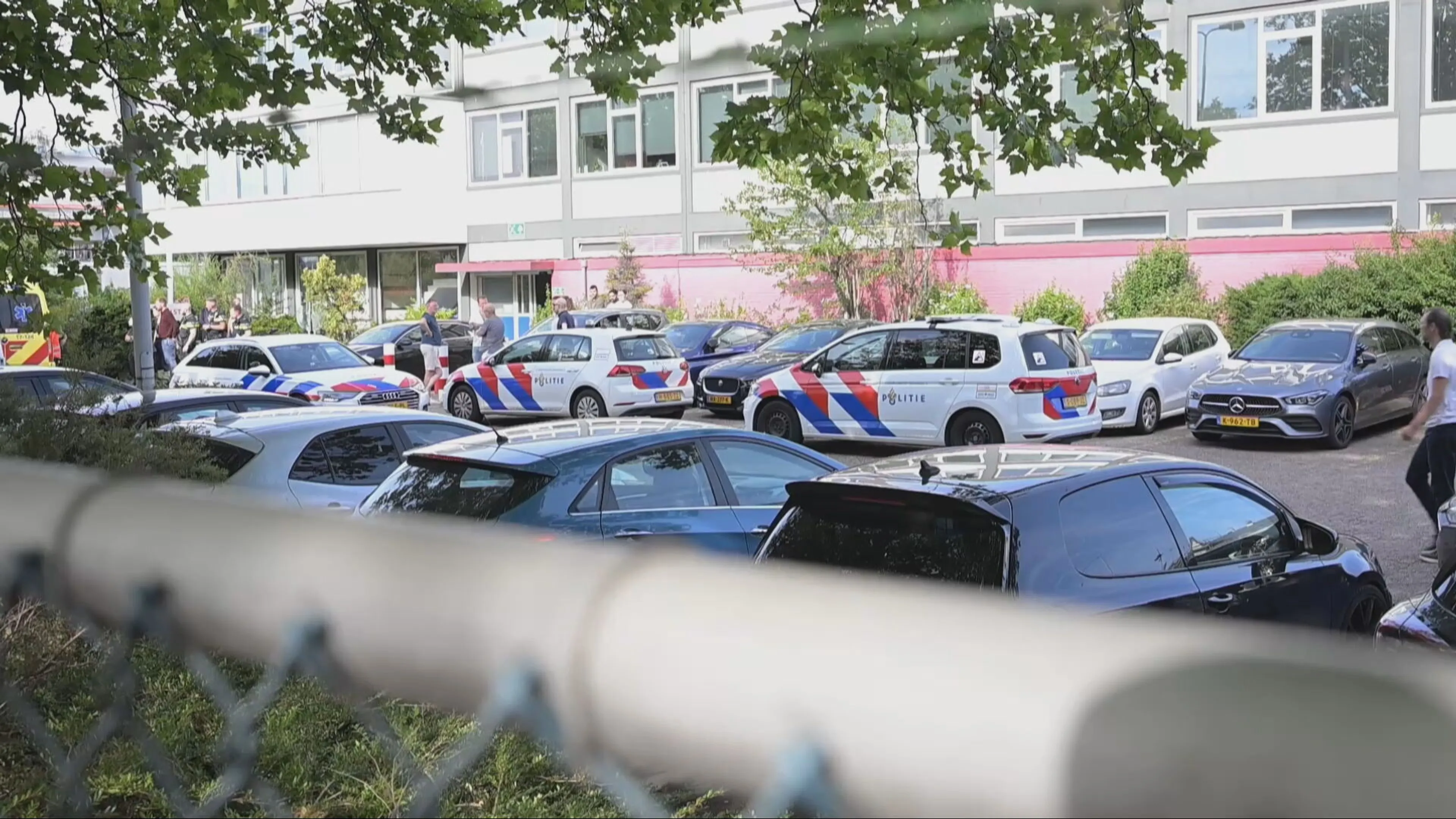 Vrouw zwaargewond bij steekincident in Rotterdam