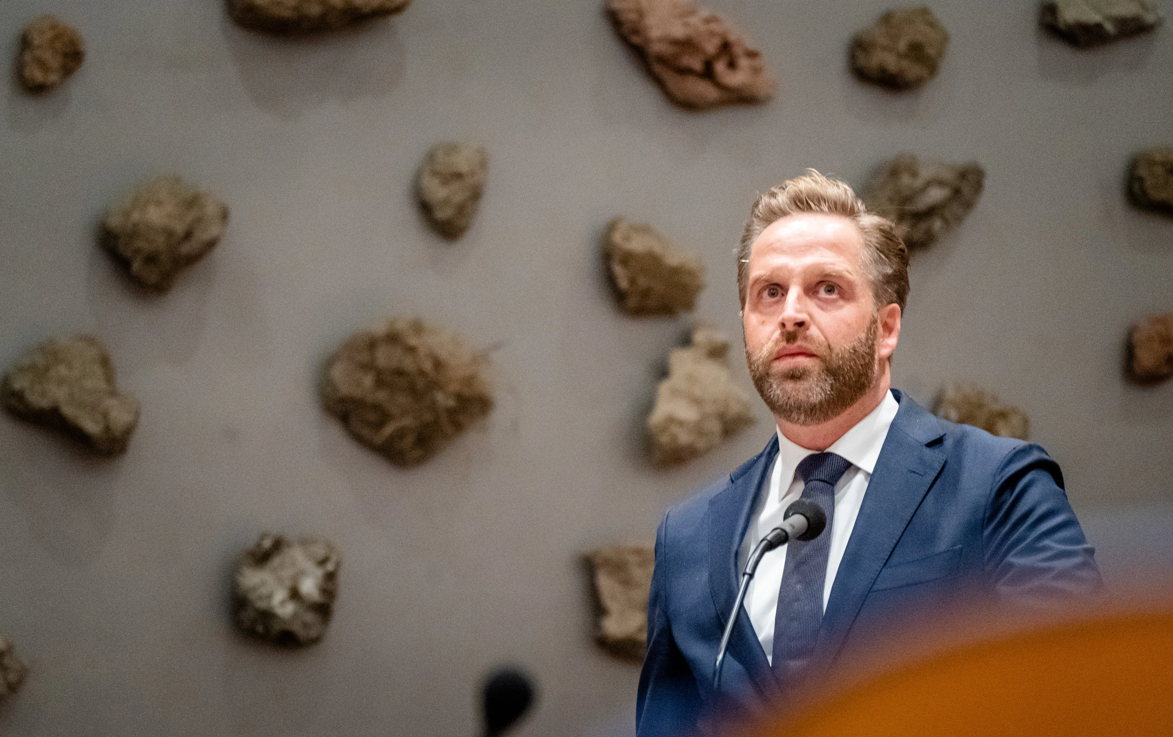 Kabinet ziet 'lichtpuntjes' in buitenlandse data over omikronvariant