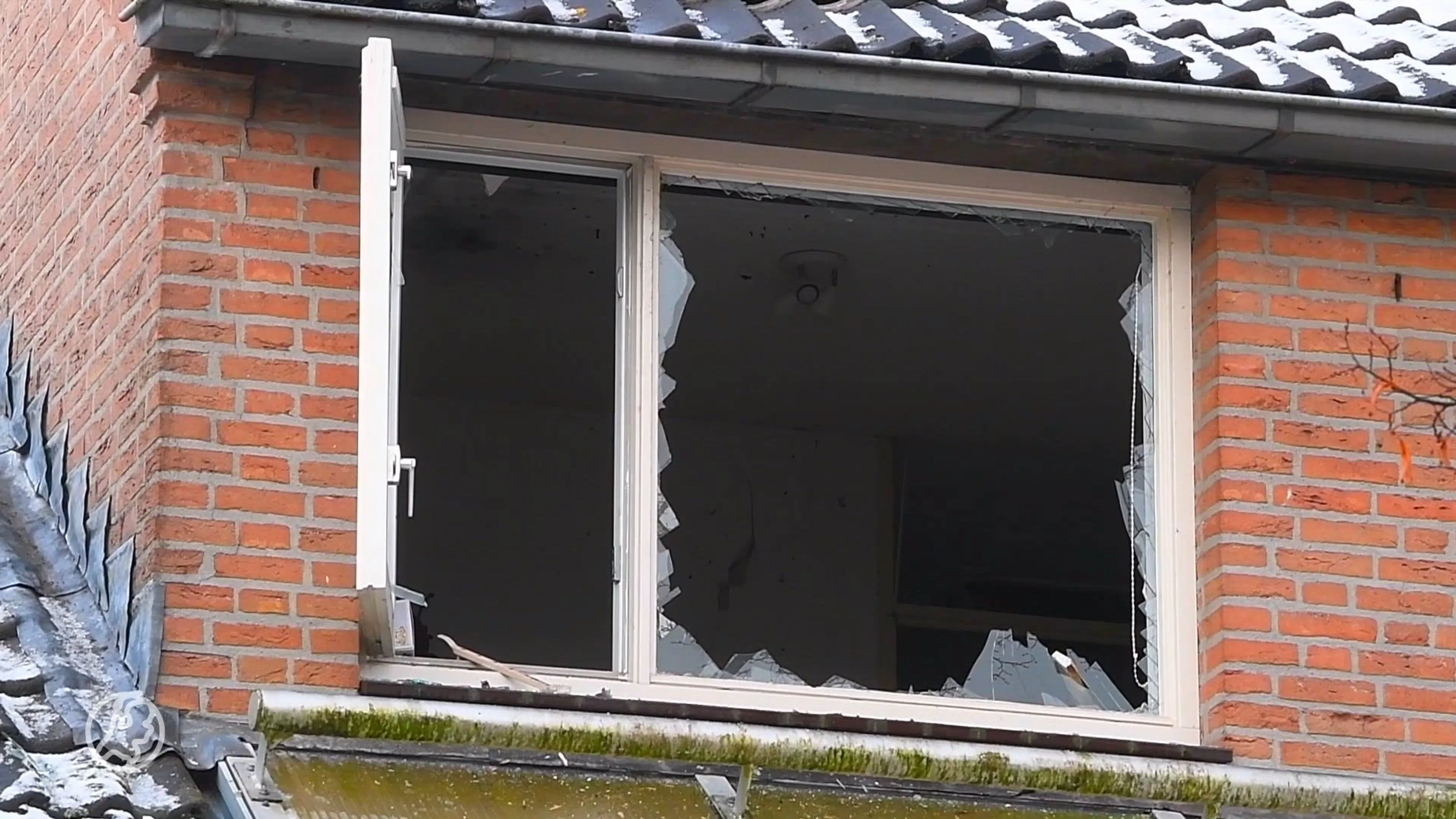 Ravage na spontane ontploffing illegaal vuurwerk in slaapkamer