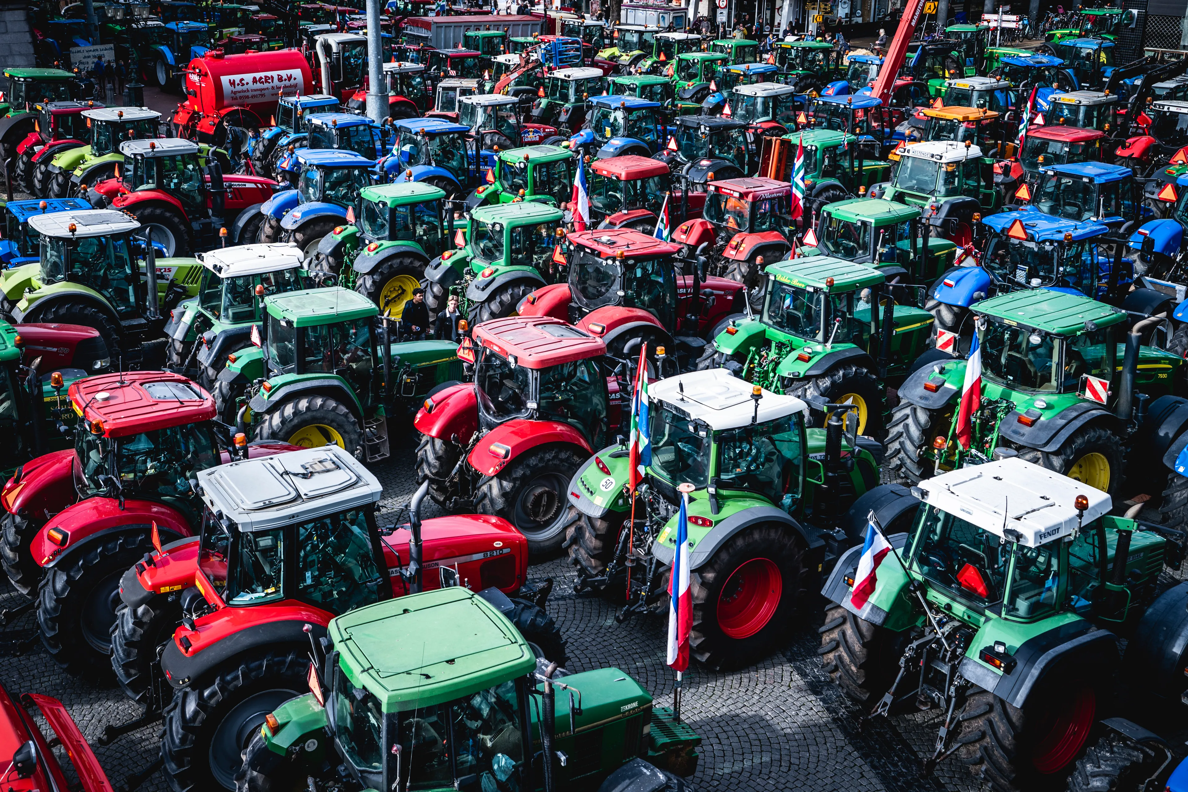 Farmers Defence Force wil eigen omroep beginnen