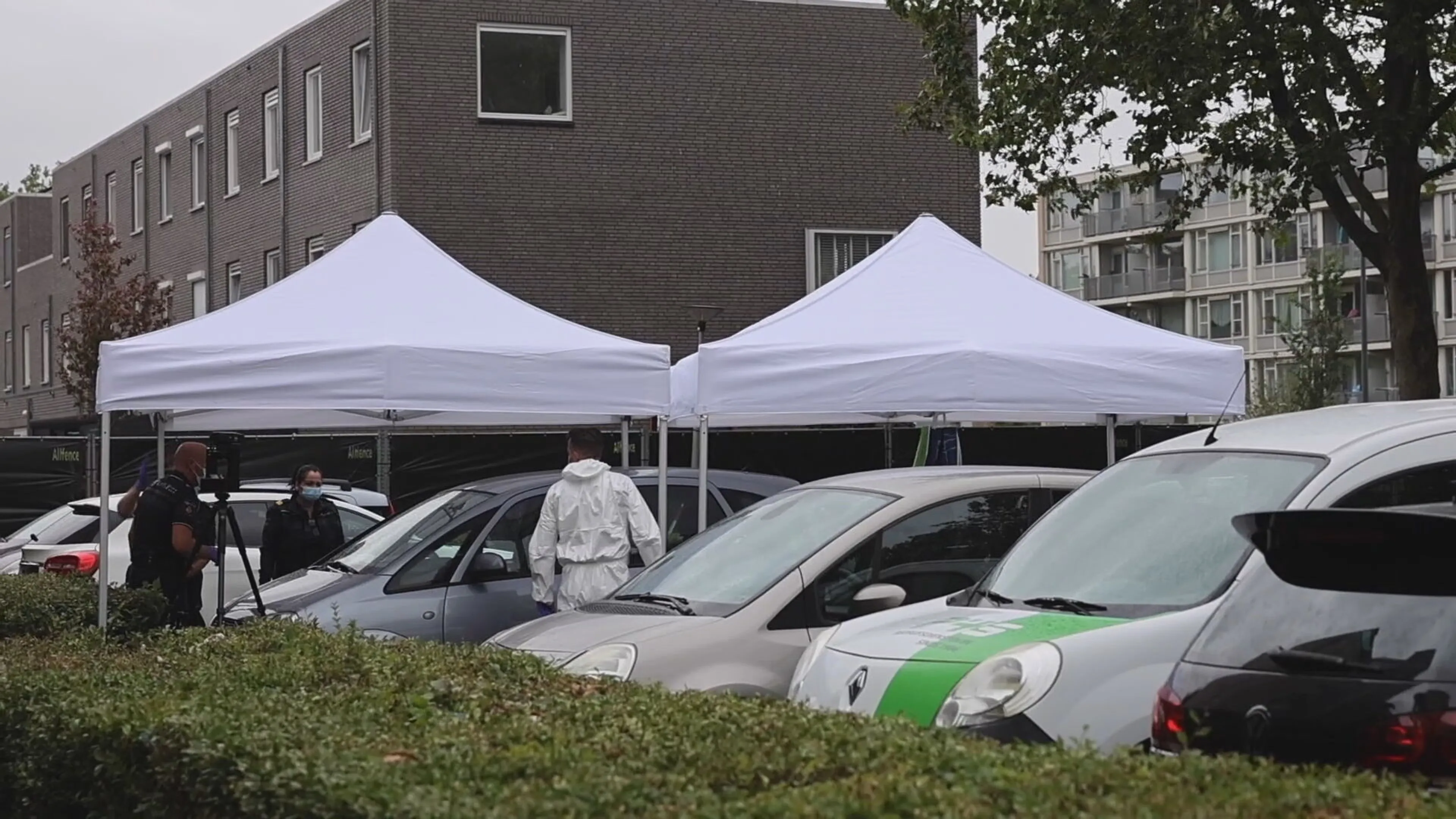 Omwonende schietpartij Vlaardingen reanimeerde slachtoffer zelf: 'We zijn gelijk naar buiten gerend'