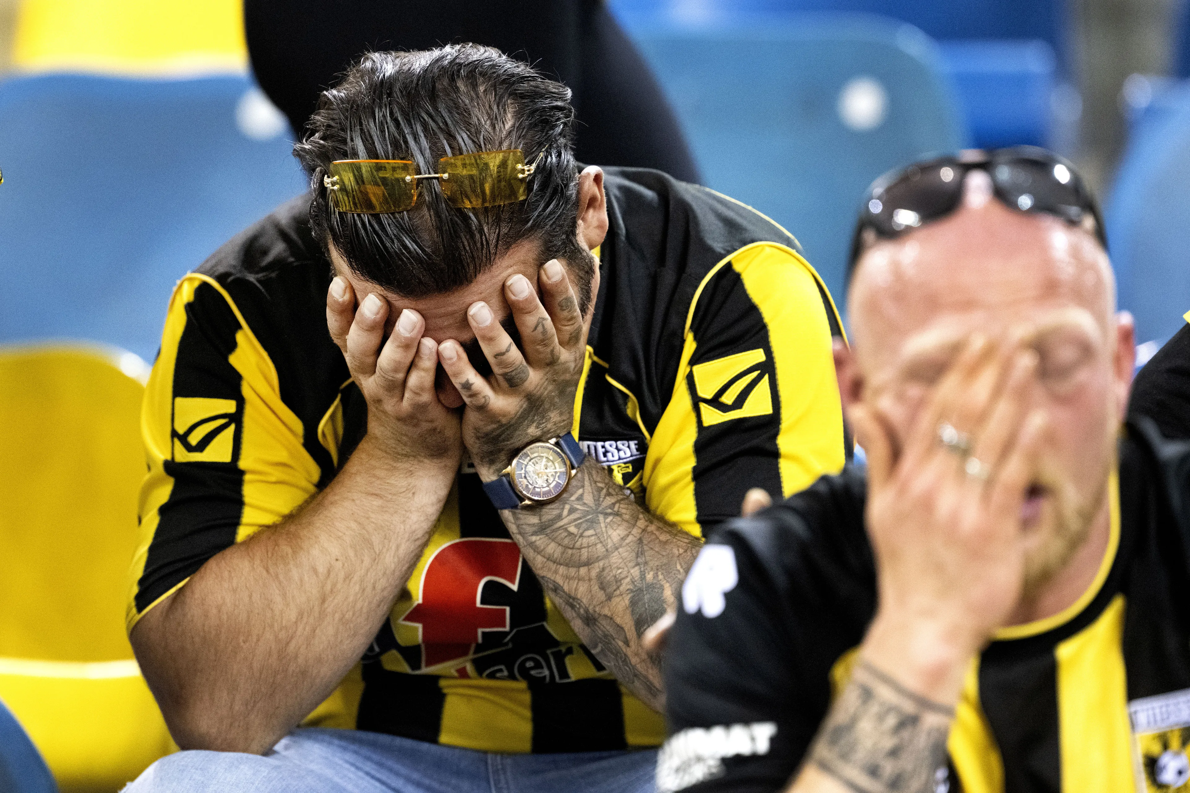 Veel verdriet in Arnhem na verlies proflicentie: hoe nu verder met Vitesse?