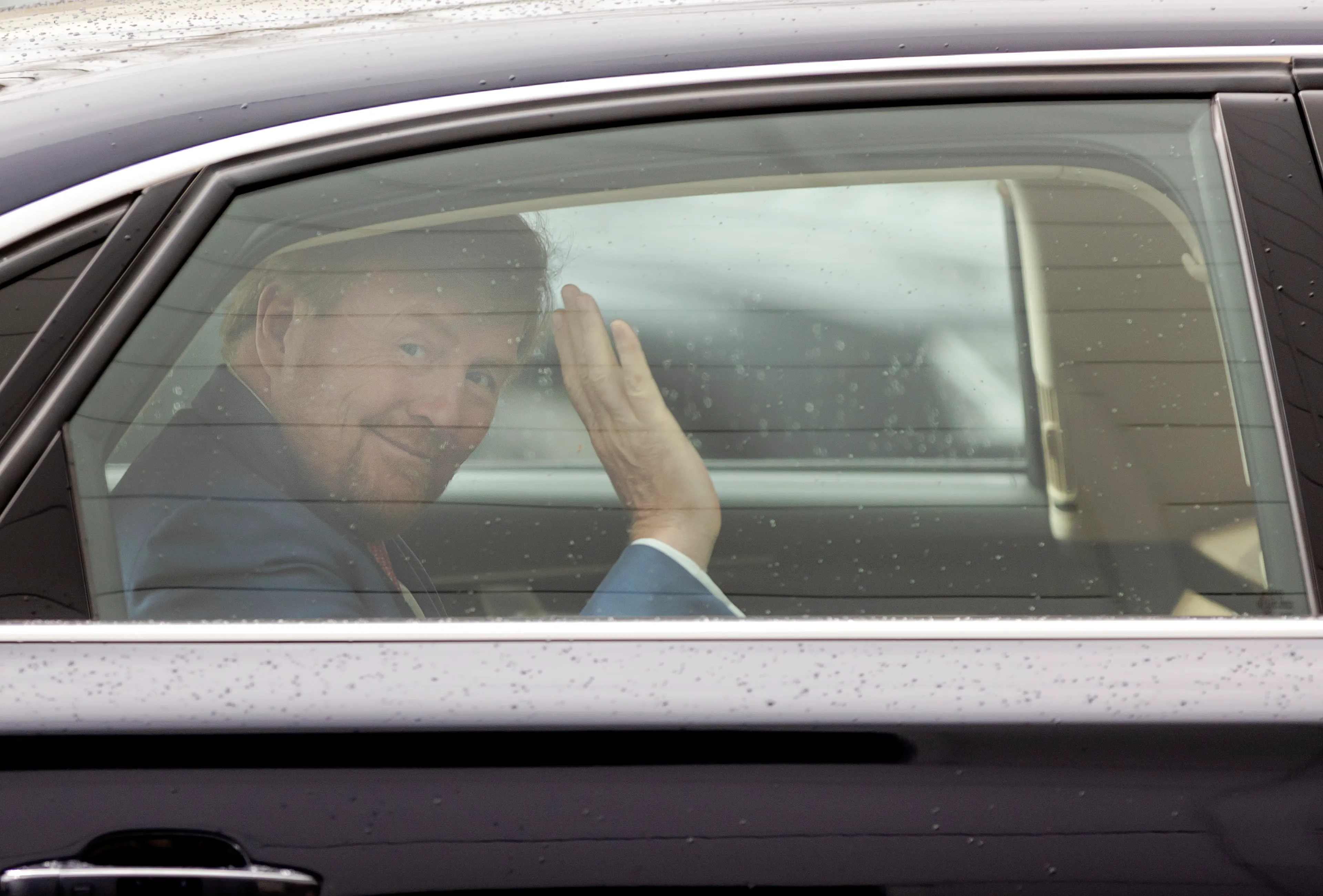 Vertrouwen in koning Willem-Alexander op laagste punt sinds inhuldiging